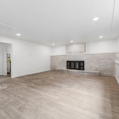 Property photo 3 of 102 California Ave
