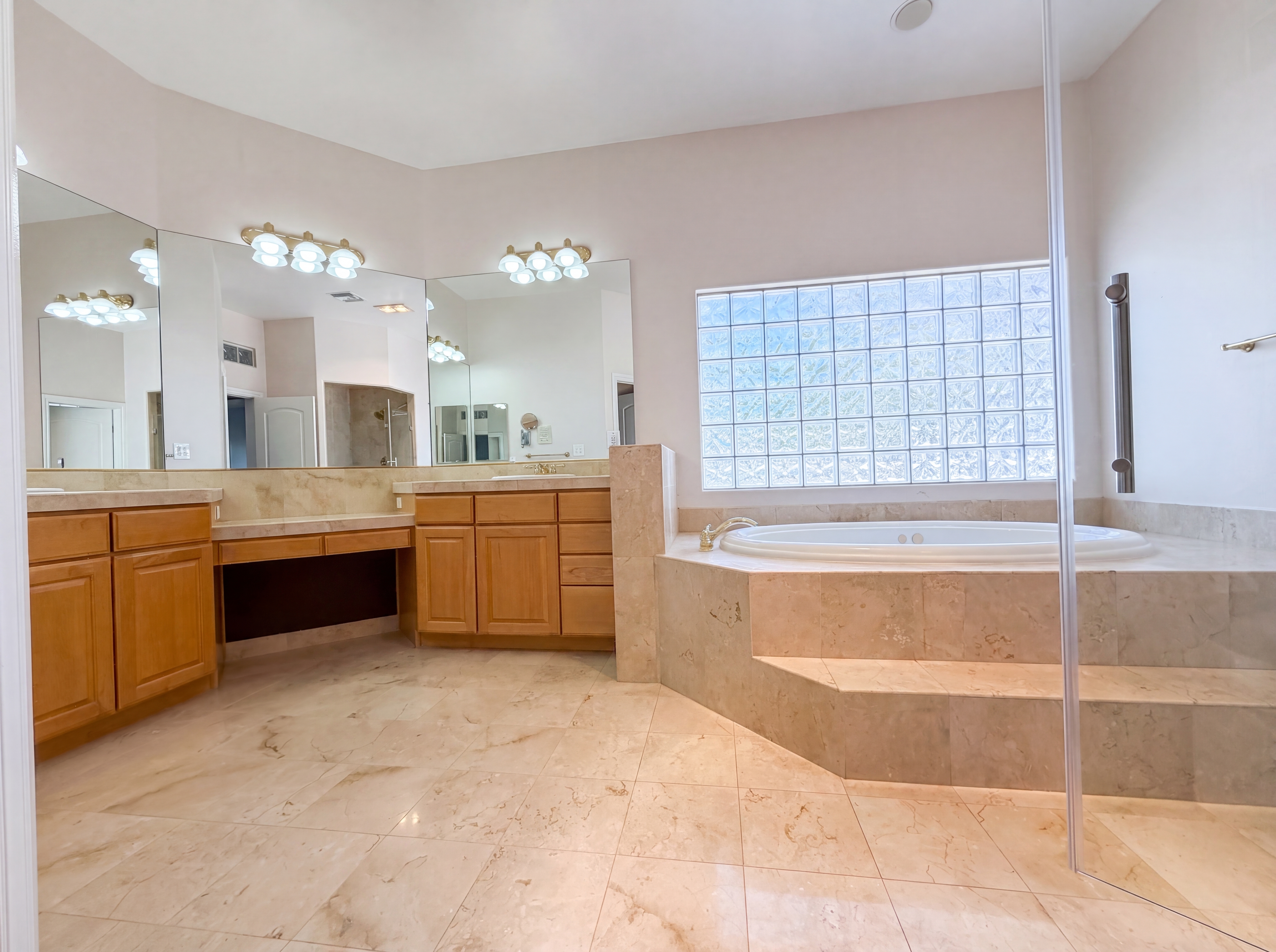 Photo 23 of 56 of 4870 Conough Ln, Las Vegas, NV