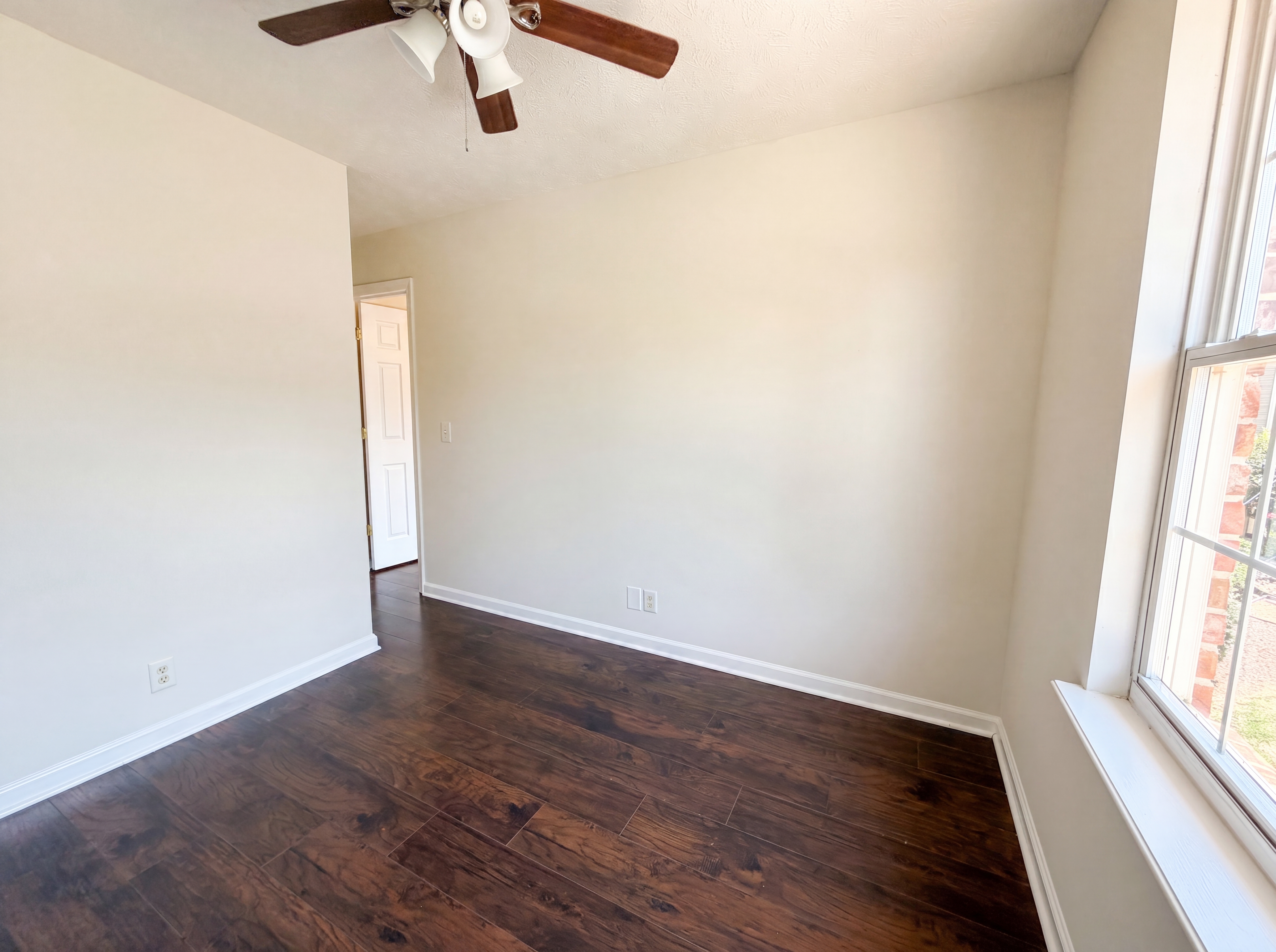 Photo 11 of 23 of 5170 Hickory Hollow Pkwy, Antioch, TN
