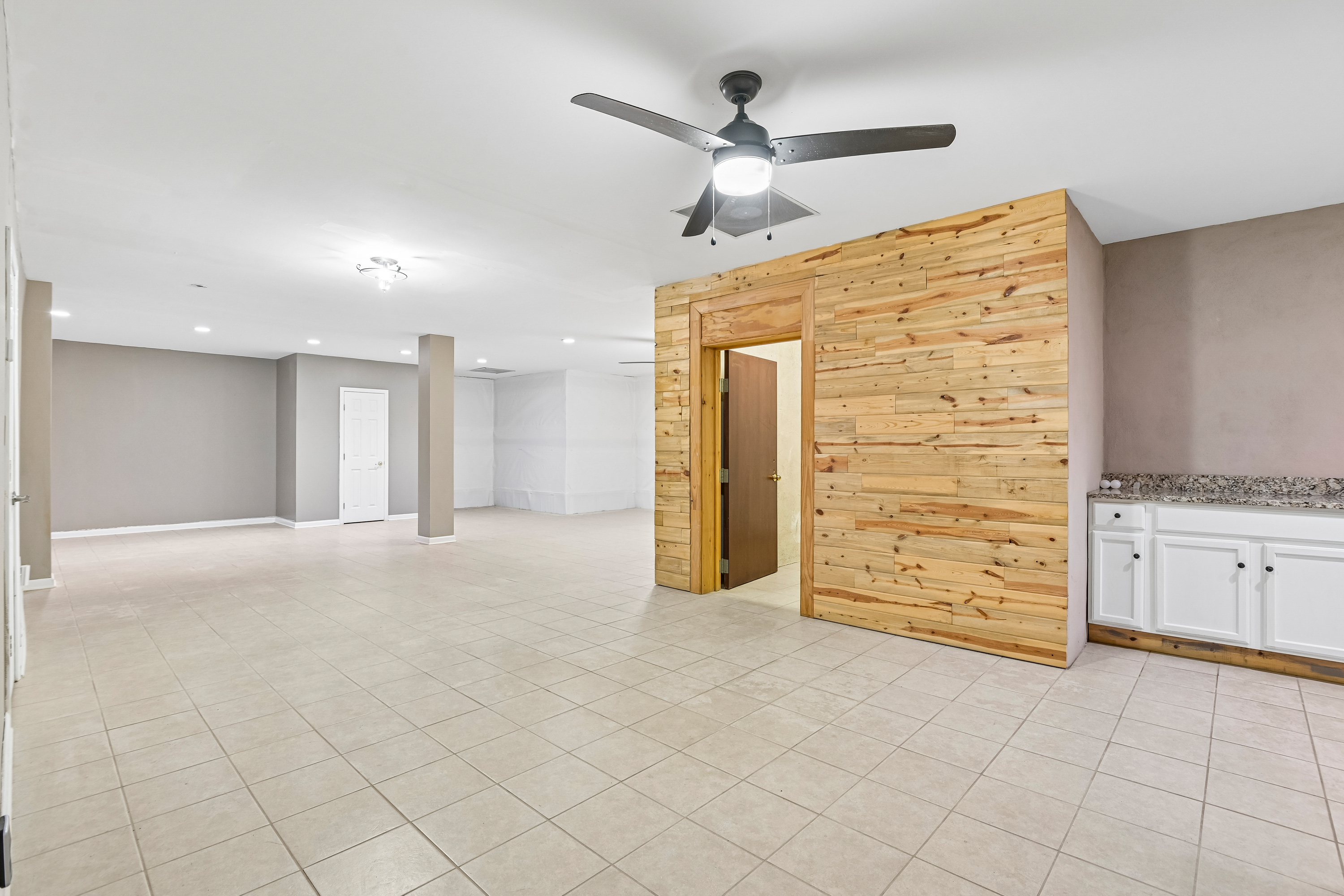Photo 56 of 79 of 2077 Coolidge Way NW, Acworth, GA