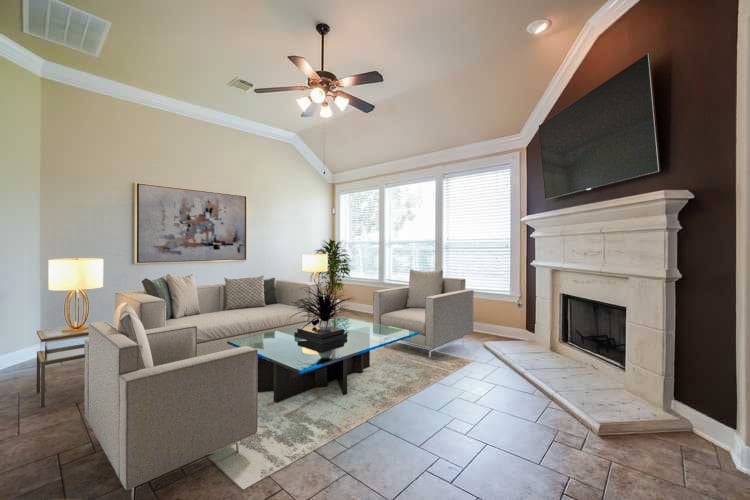Photo 3 of 27 - 9642 Lavender Mist Ln, Katy, TX 77494
