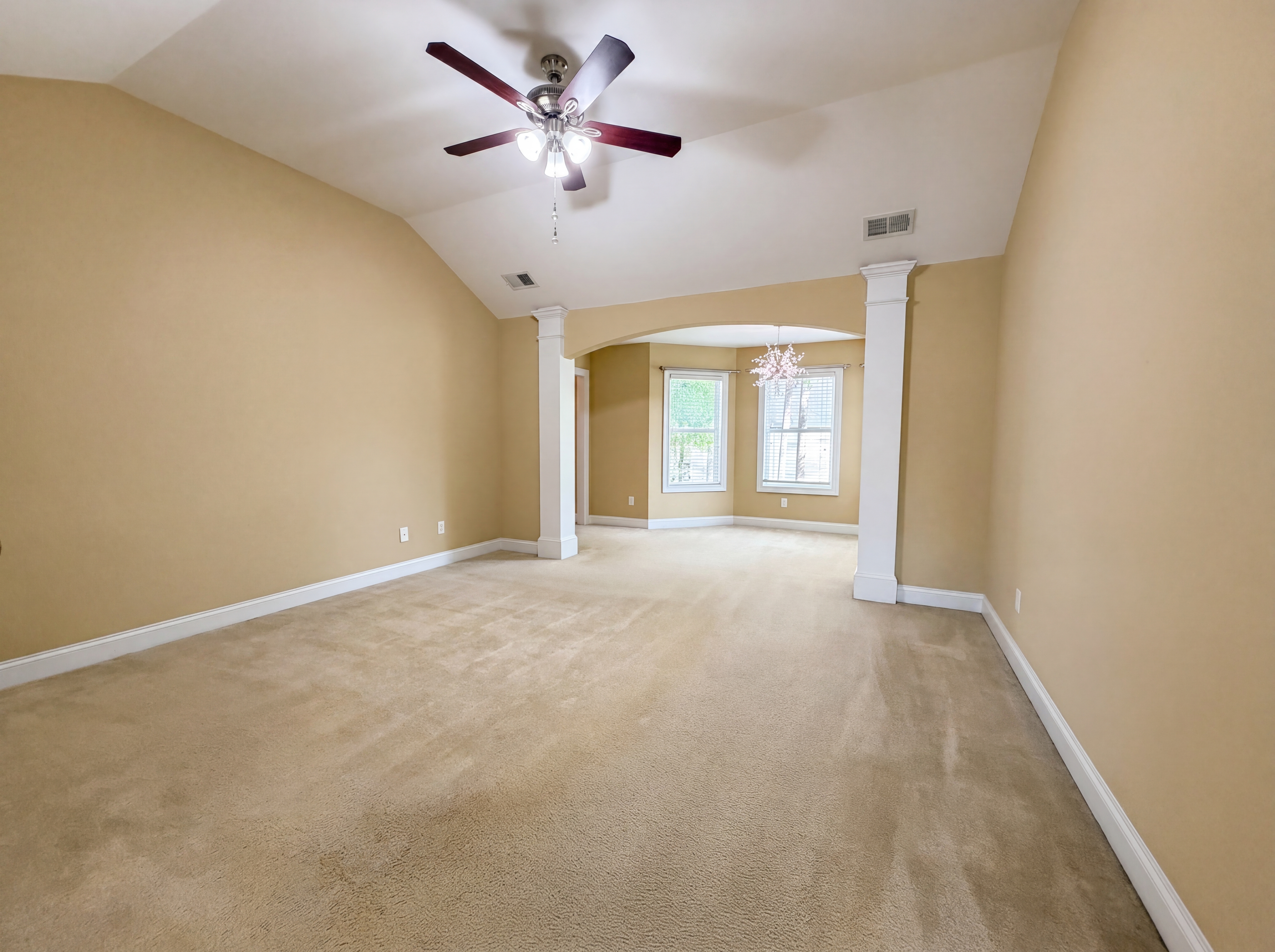 Photo 14 of 32 of 1151 Ashland Dr, Columbia, SC