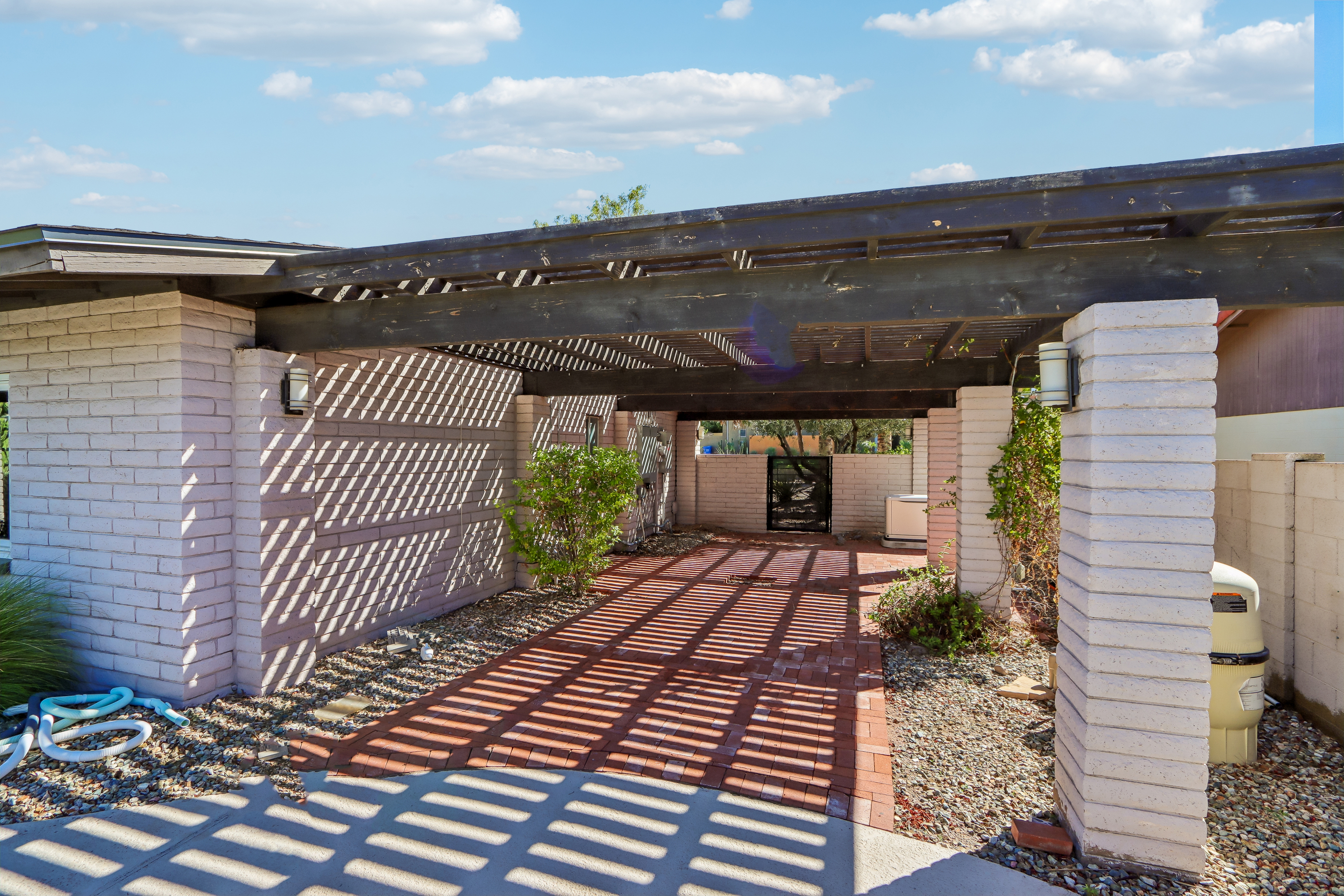 Photo 6 of 26 of 2244 E Nicolet Ave, Phoenix, AZ