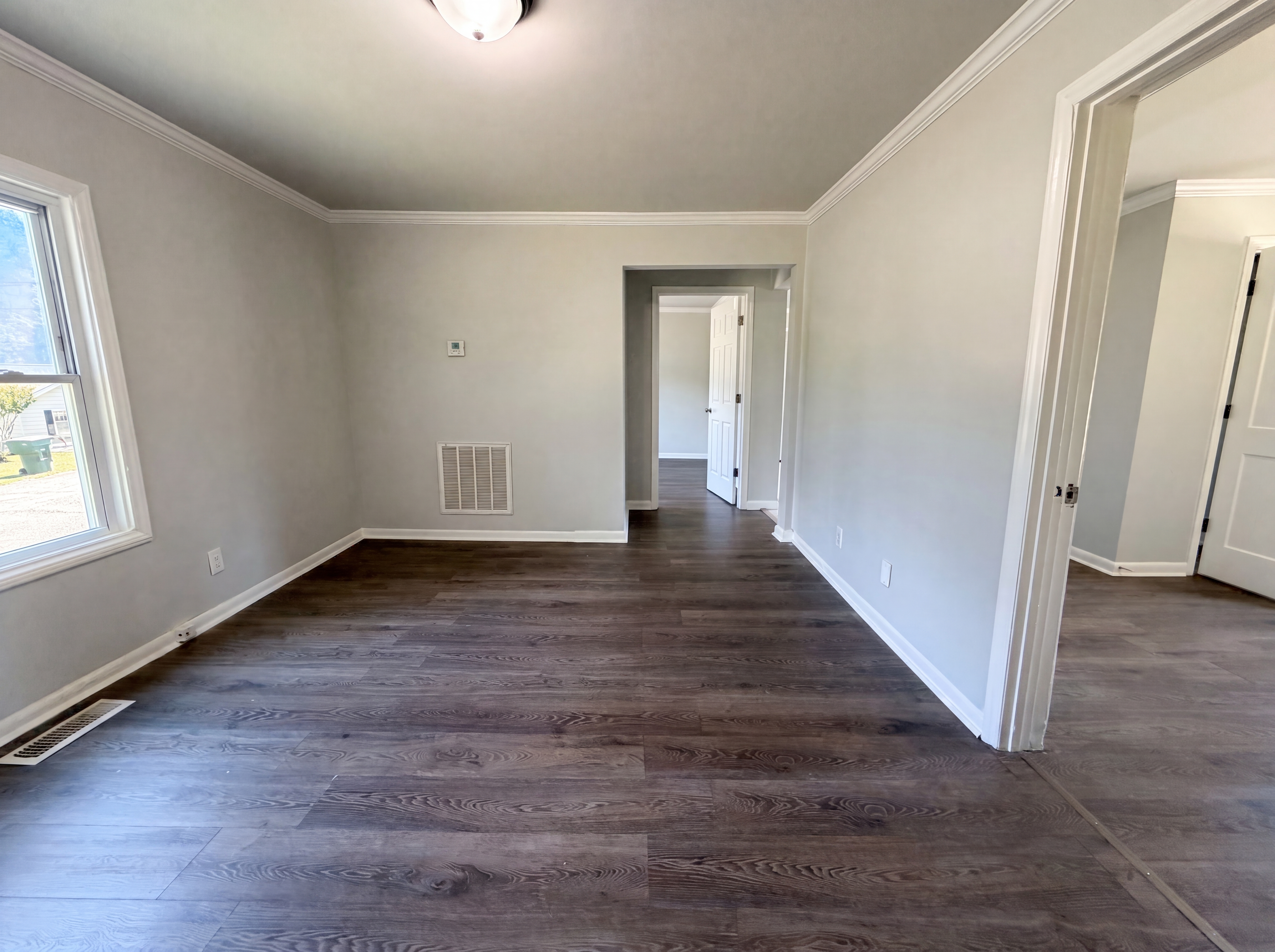 Photo 8 of 15 of 123 E Farmview St, Gastonia, NC