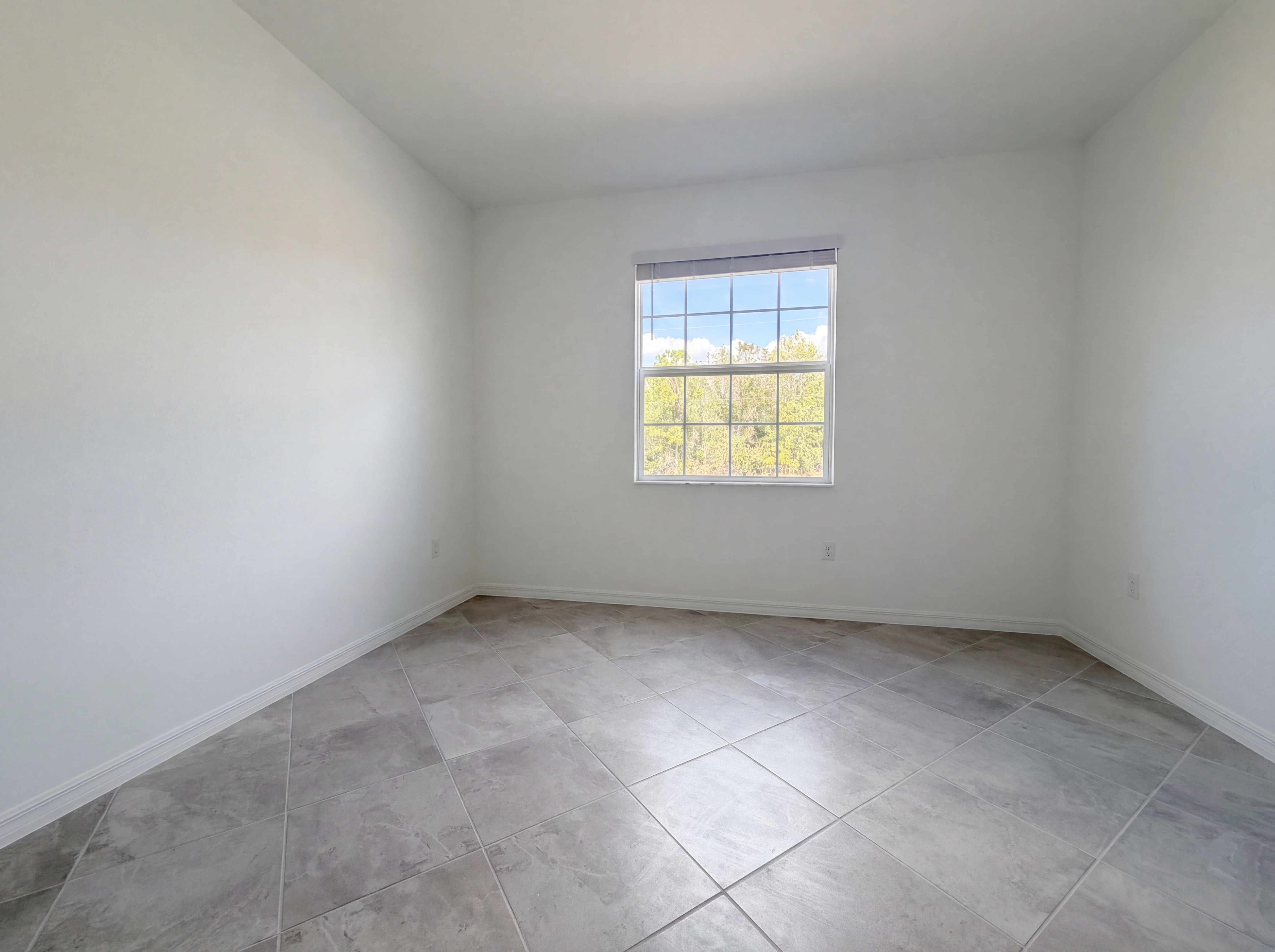 Photo 11 of 34 of 3818 NW 46th St, Cape Coral, FL