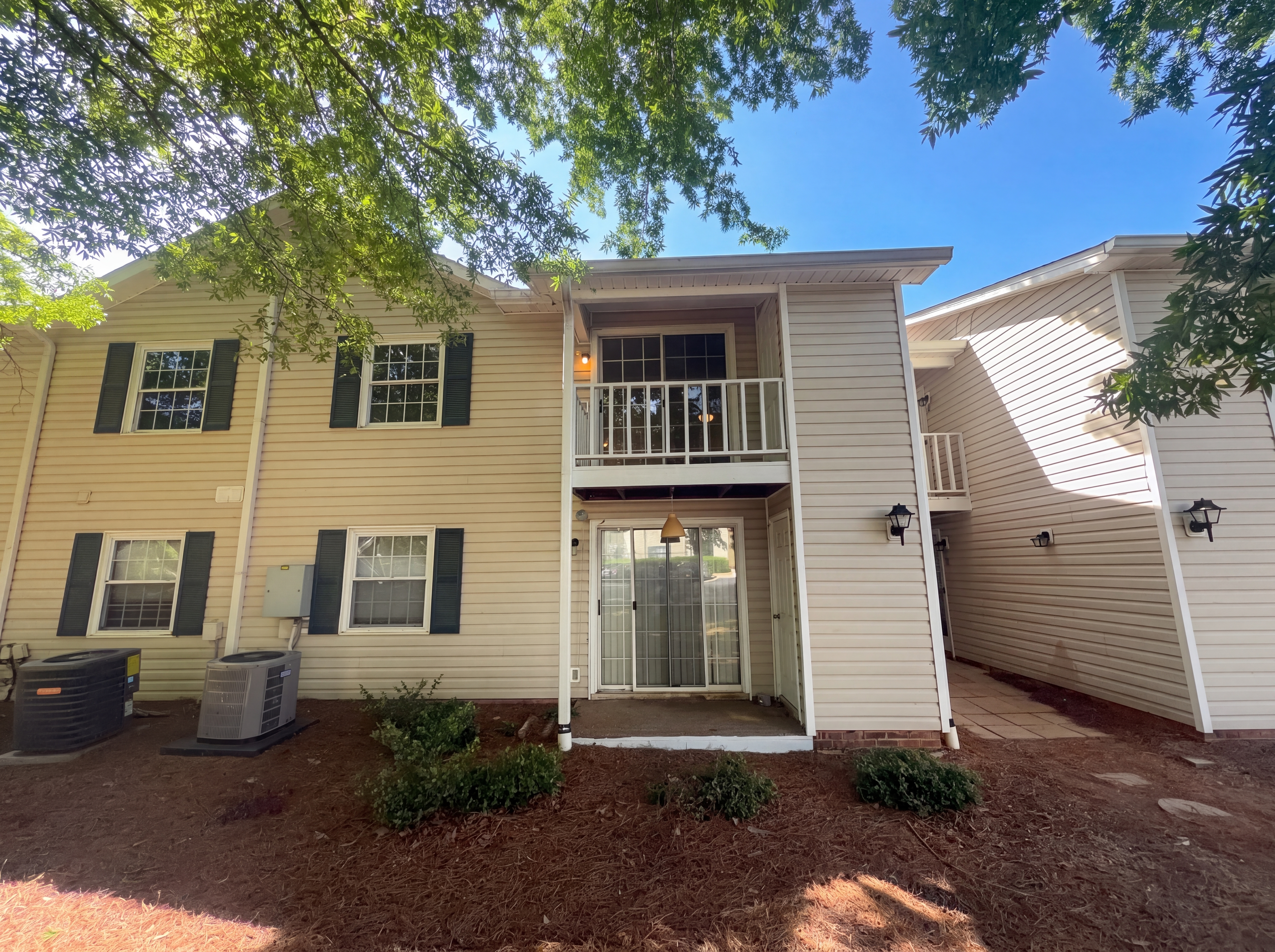 Photo 5 of 17 of 5655 Hornaday Rd, Greensboro, NC