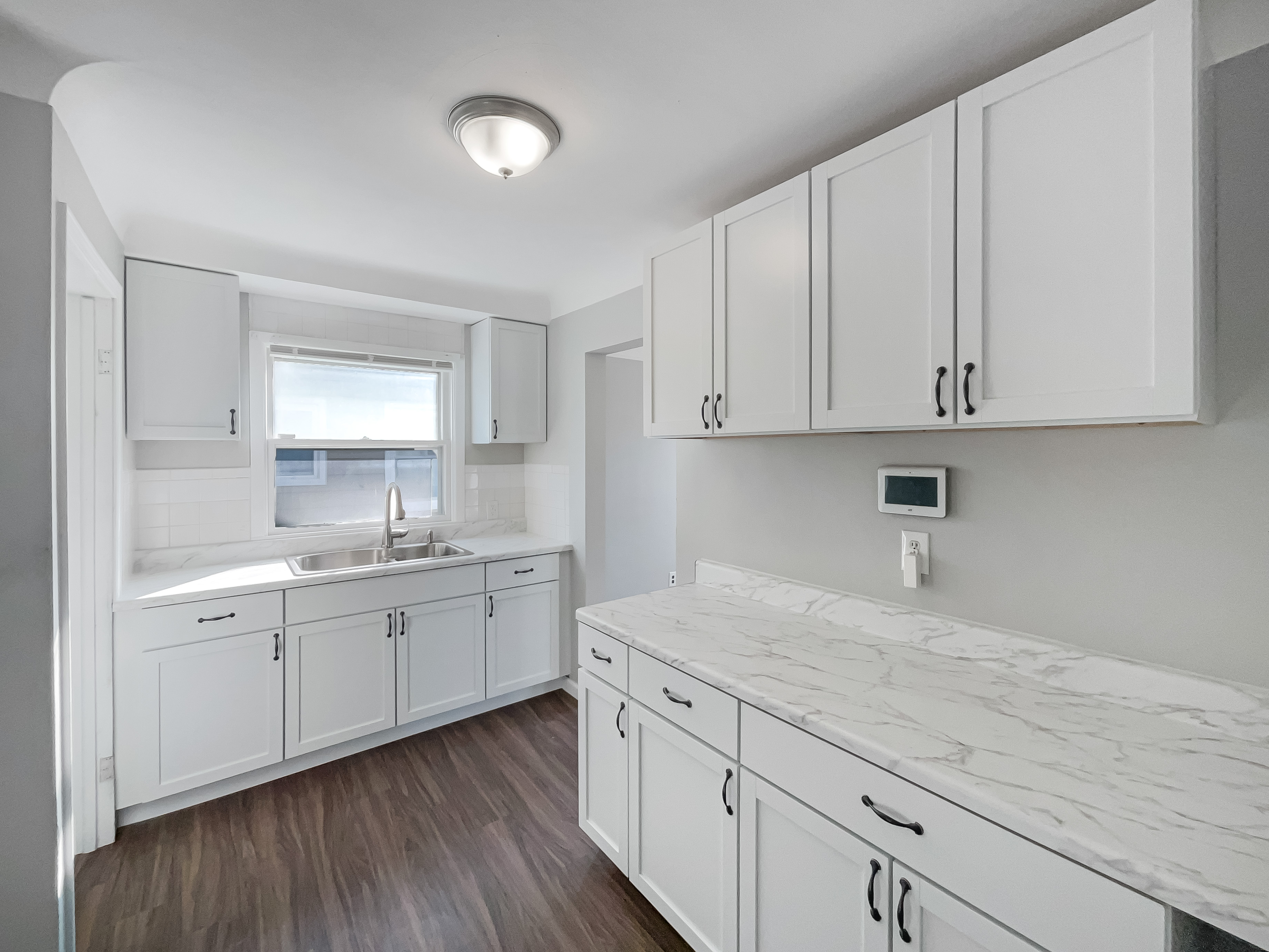 Photo 7 of 23 of 18067 Rosetta Ave, Eastpointe, MI