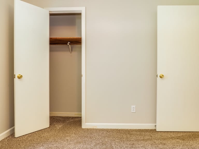 Photo 15 of 19 - 5113 Laurie Dr, Raleigh, NC 27606