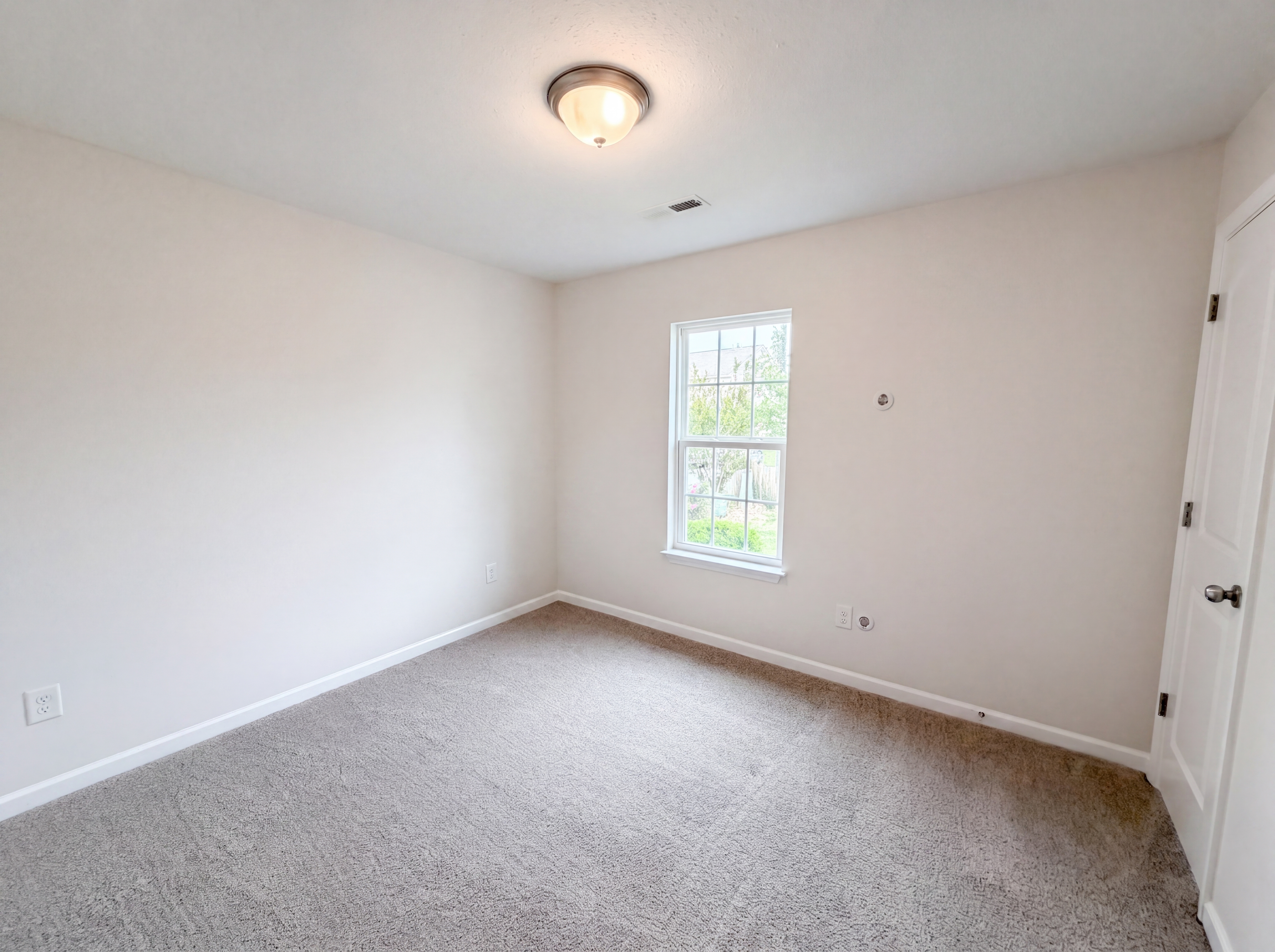 Photo 11 of 16 of 4016 Lady Slipper Ln, Durham, NC