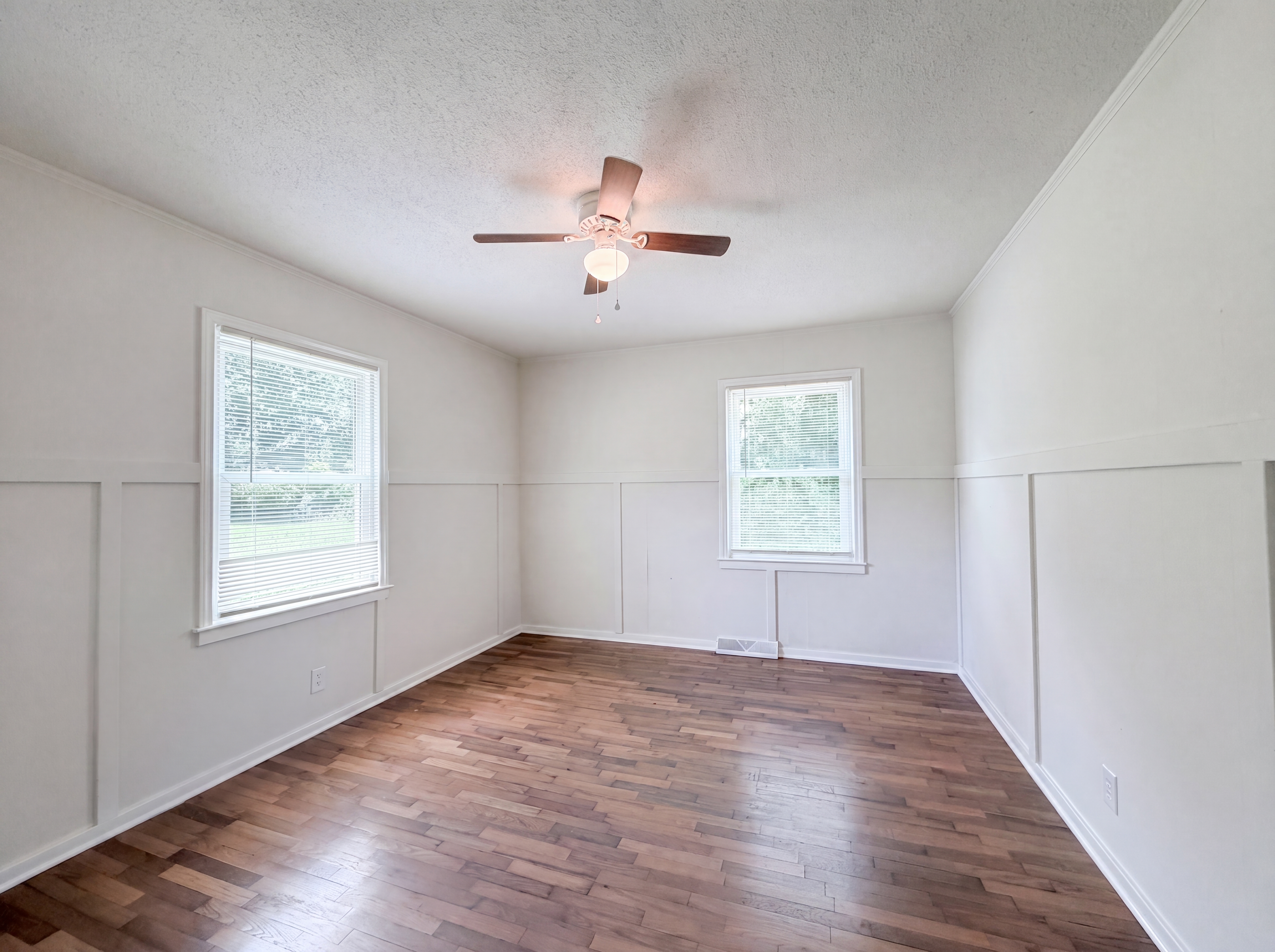 Photo 10 of 16 of 206 Lilly St, Cherryville, NC