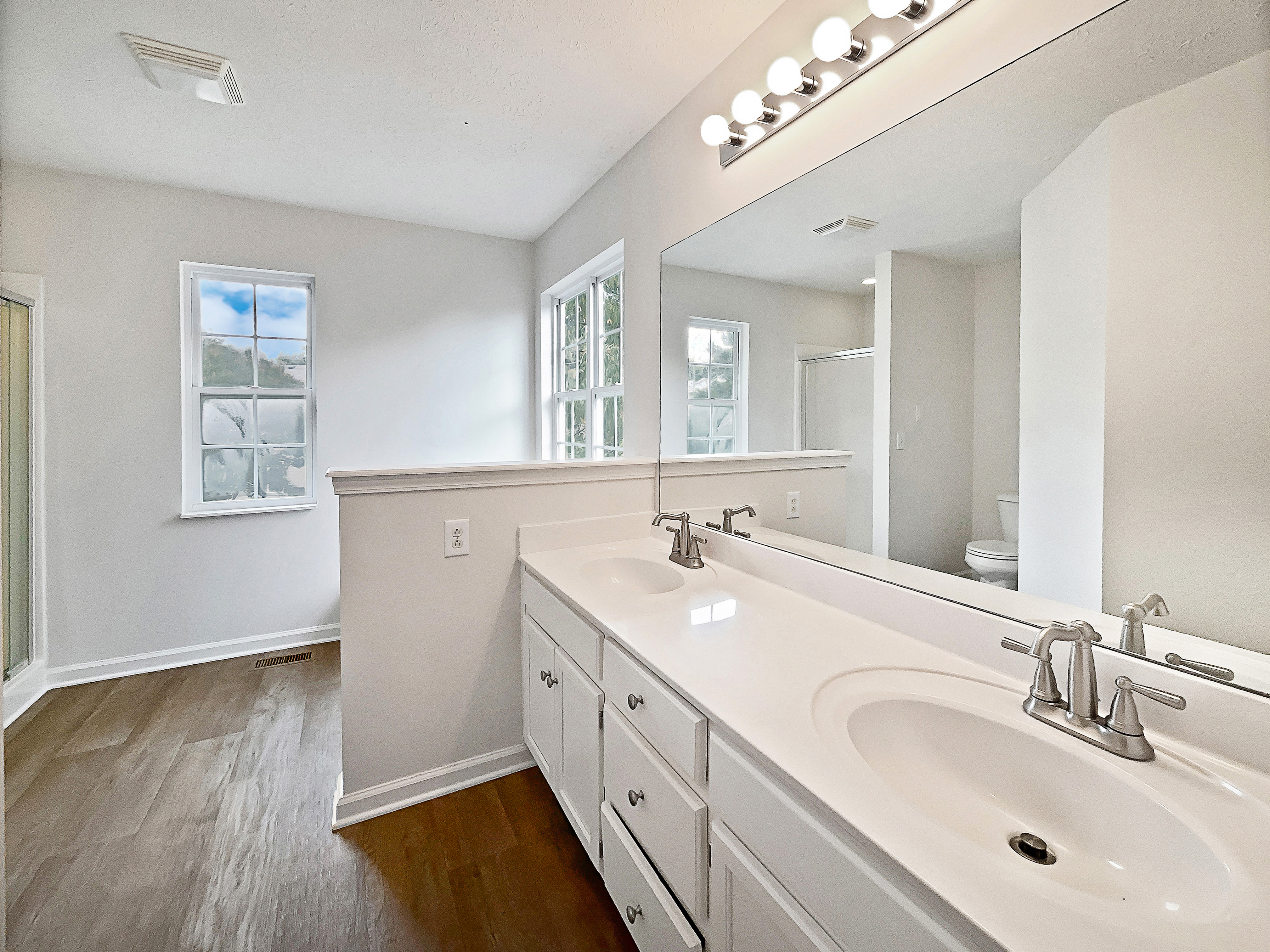 Photo 7 of 26 of 204 Hallford Pl, Hermitage, TN