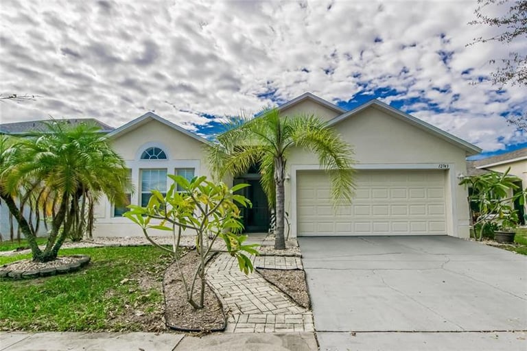 12743 Lake Vista Dr, Gibsonton, FL 33534 Opendoor