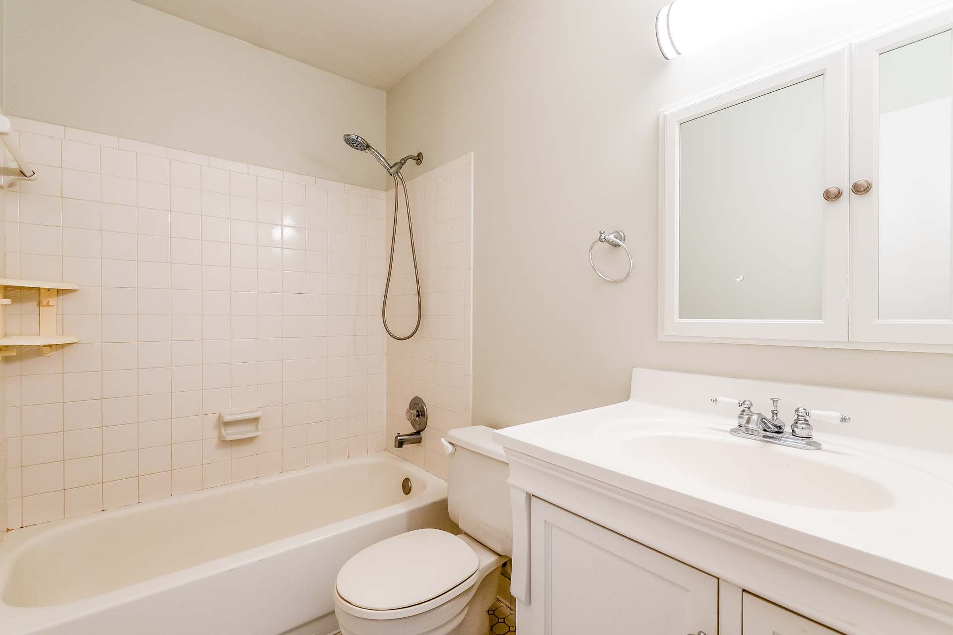Photo 14 of 23 of 14281 Princedale Dr, Woodbridge, VA