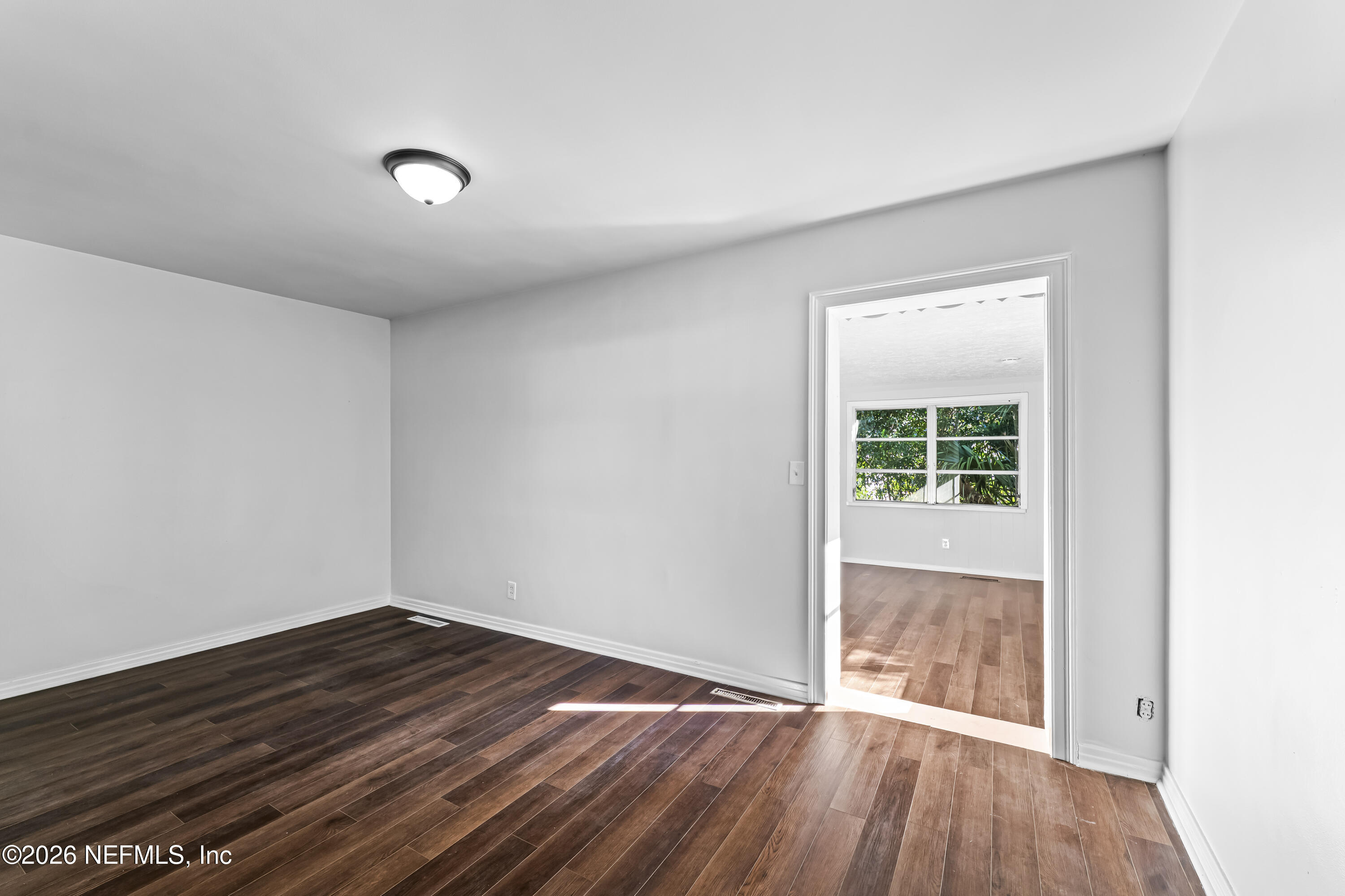 Photo 18 of 30 of 8308 Manavista St, Jacksonville, FL