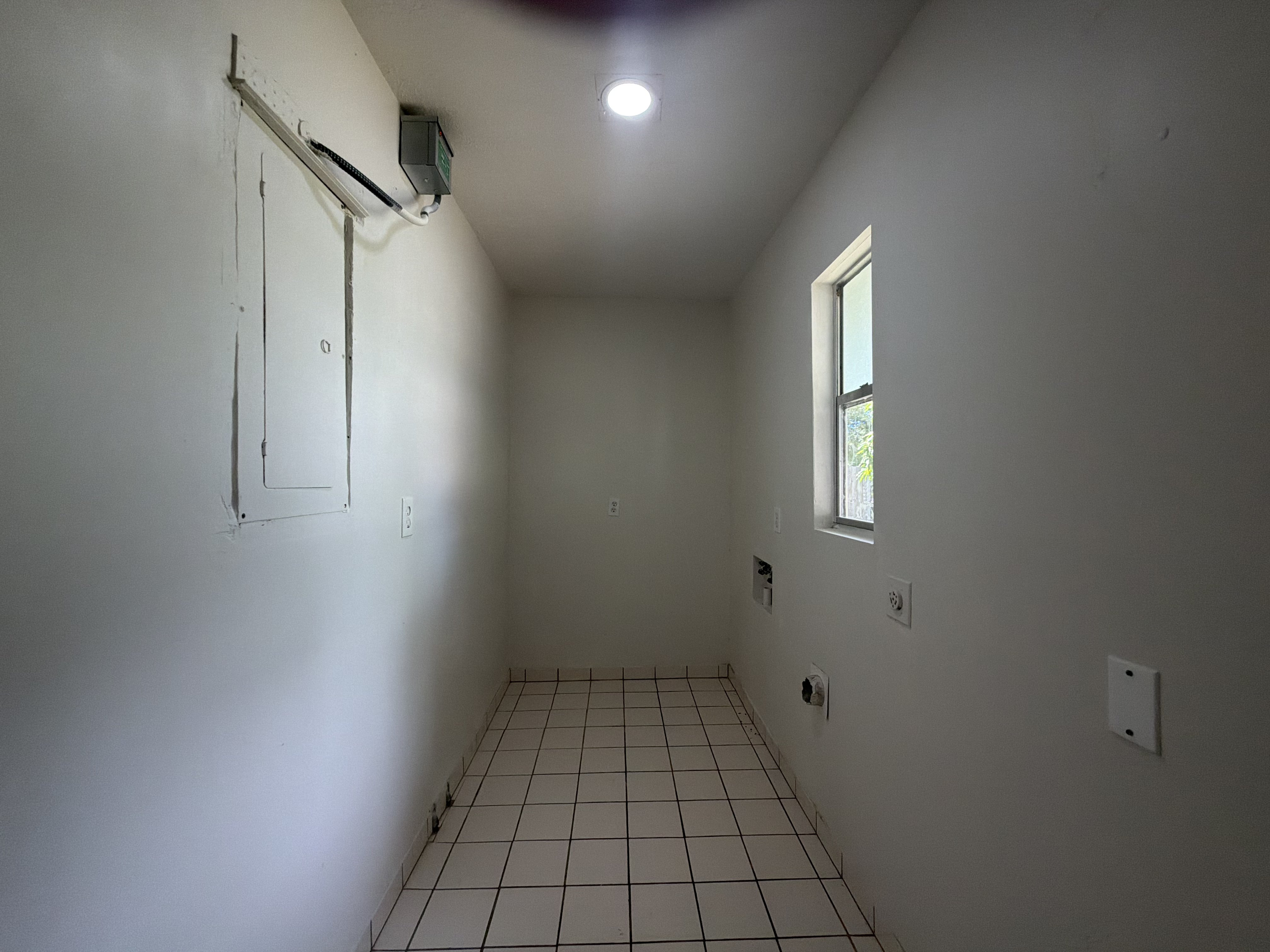 Photo 21 of 26 of 3010 Hatton St, Sarasota, FL