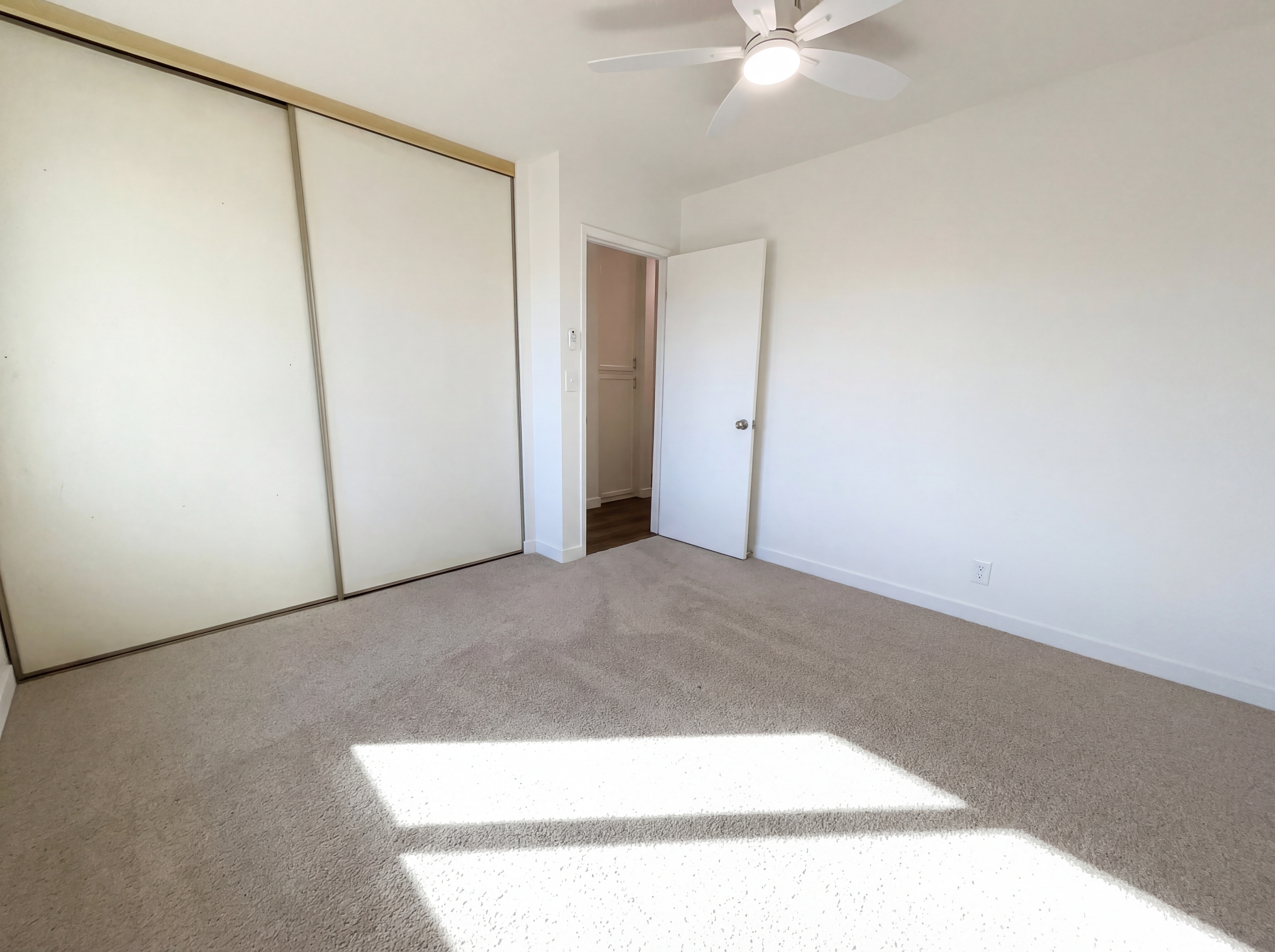 Photo 16 of 25 of 6478 Creston Ave, Las Vegas, NV