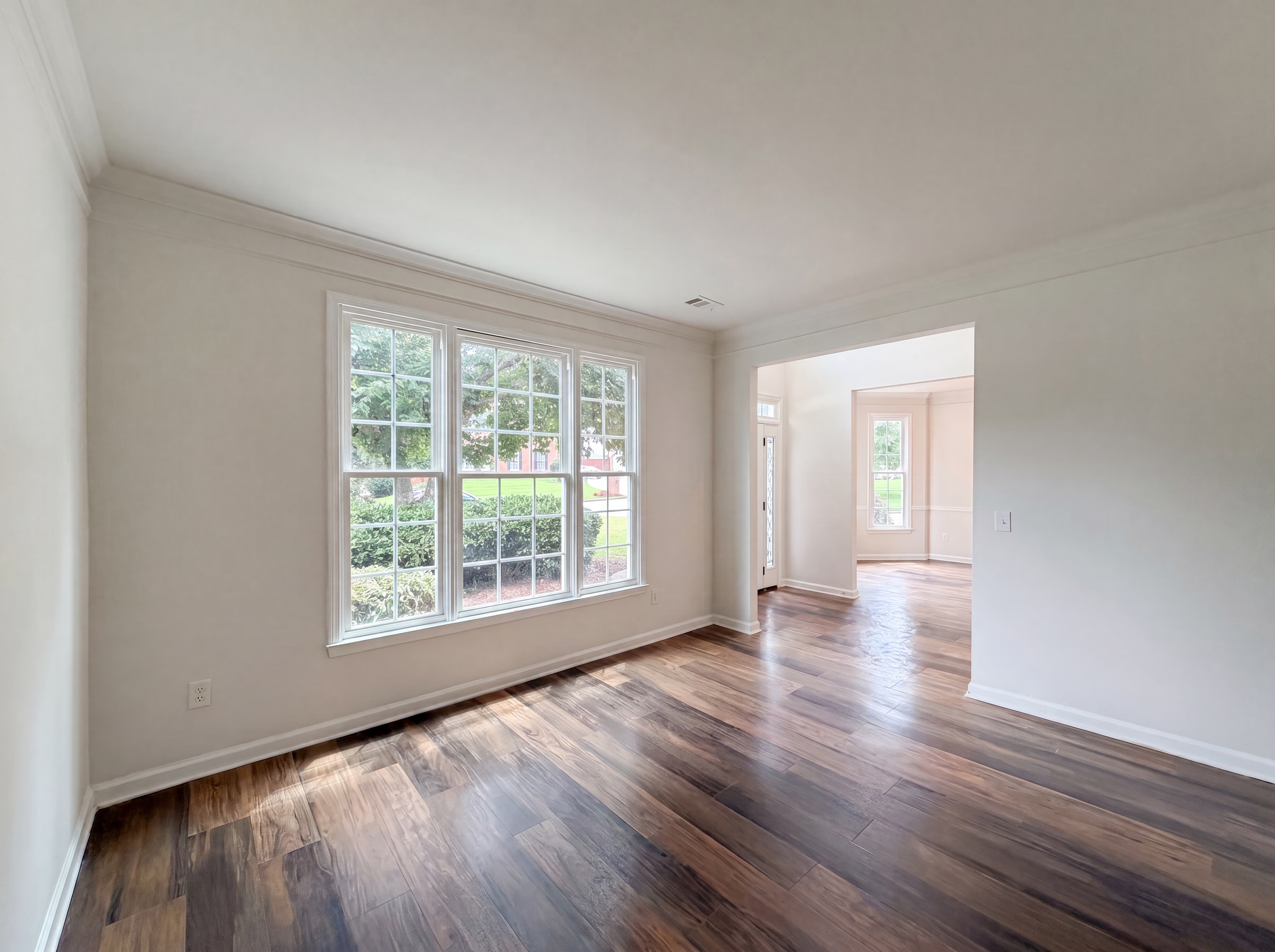 Photo 7 of 29 of 4141 Stillwater Pt, Ellenwood, GA