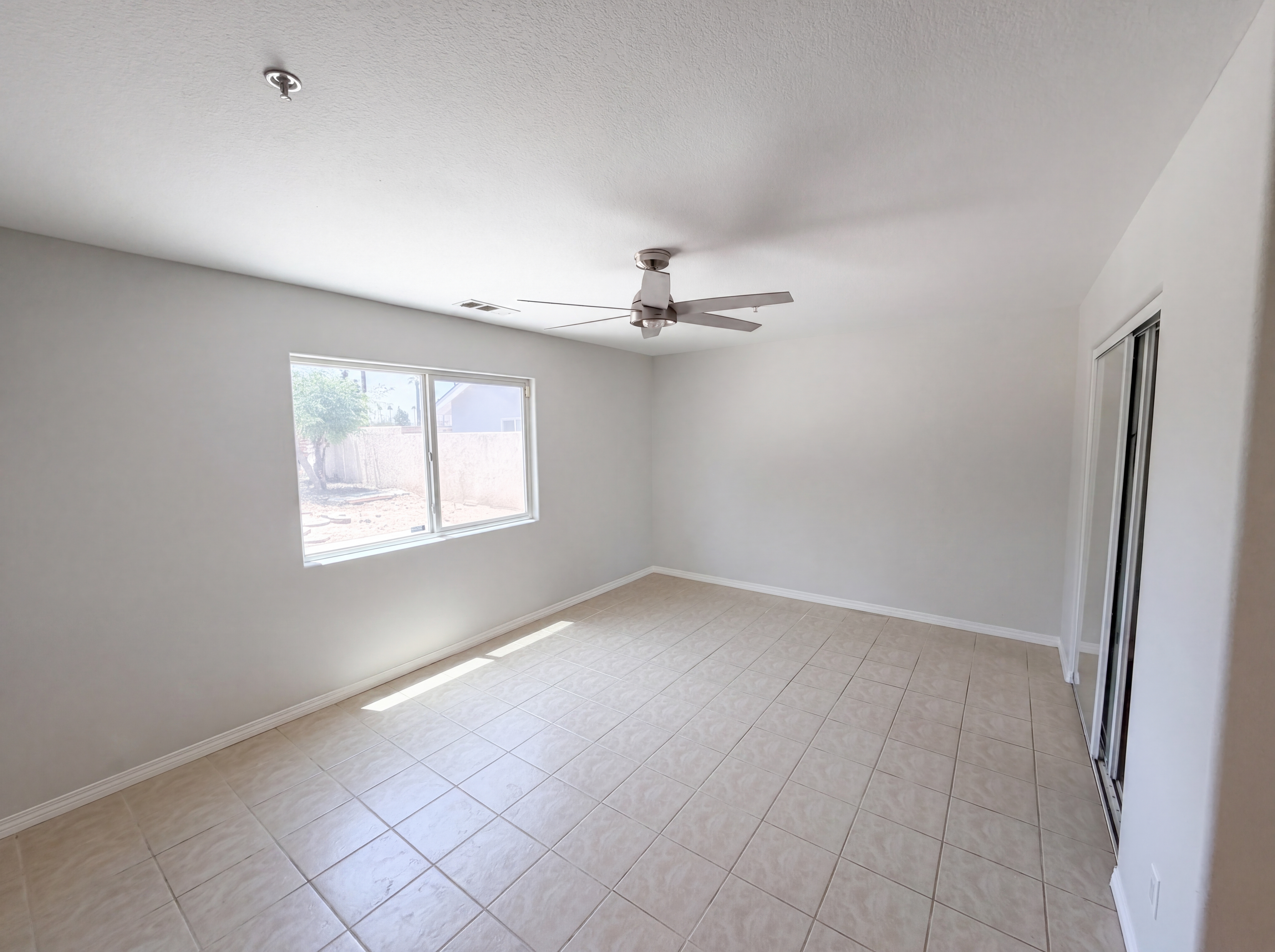 Photo 7 of 14 of 1774 7th St, Riverside, CA