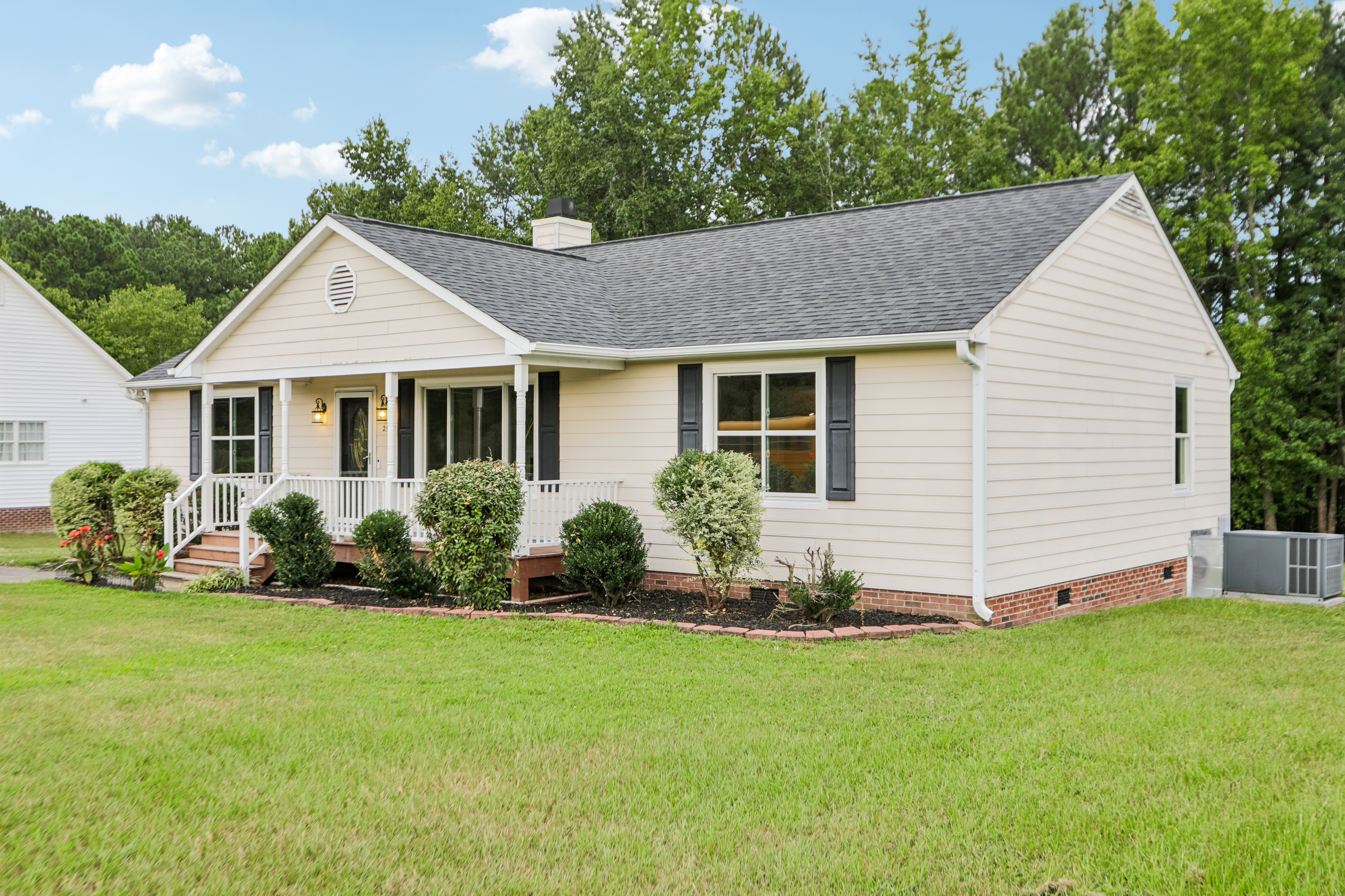 Photo 14 of 27 of 2568 Wilton Ave, Creedmoor, NC