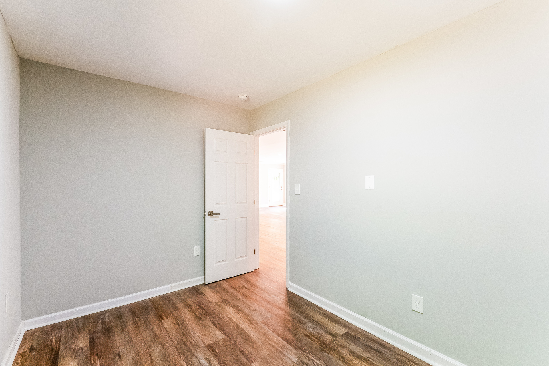 Photo 11 of 20 of 9380 Crystal Ln, Bel Alton, MD