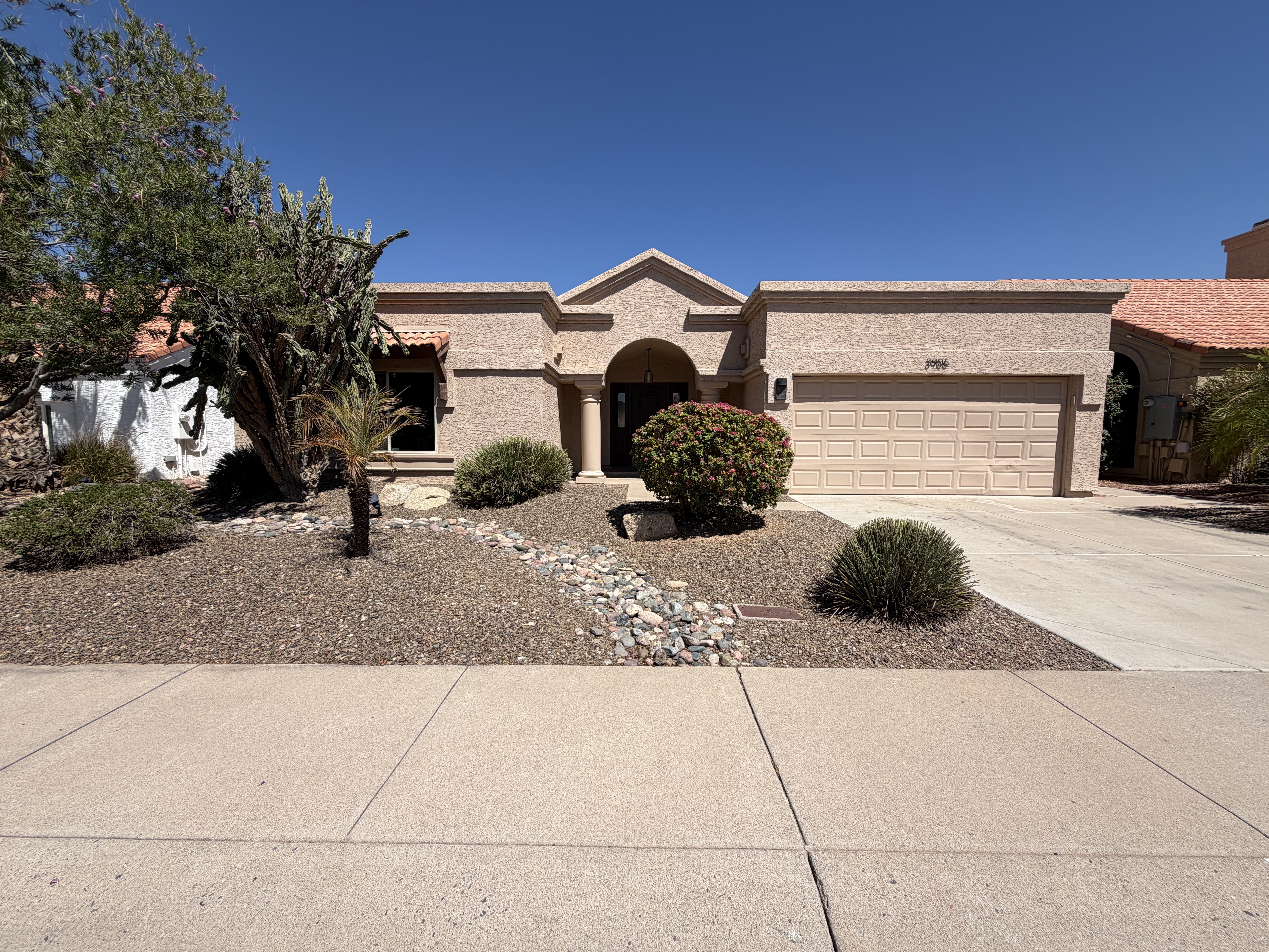 Photo 30 of 34 of 3906 E Amberwood Dr, Phoenix, AZ
