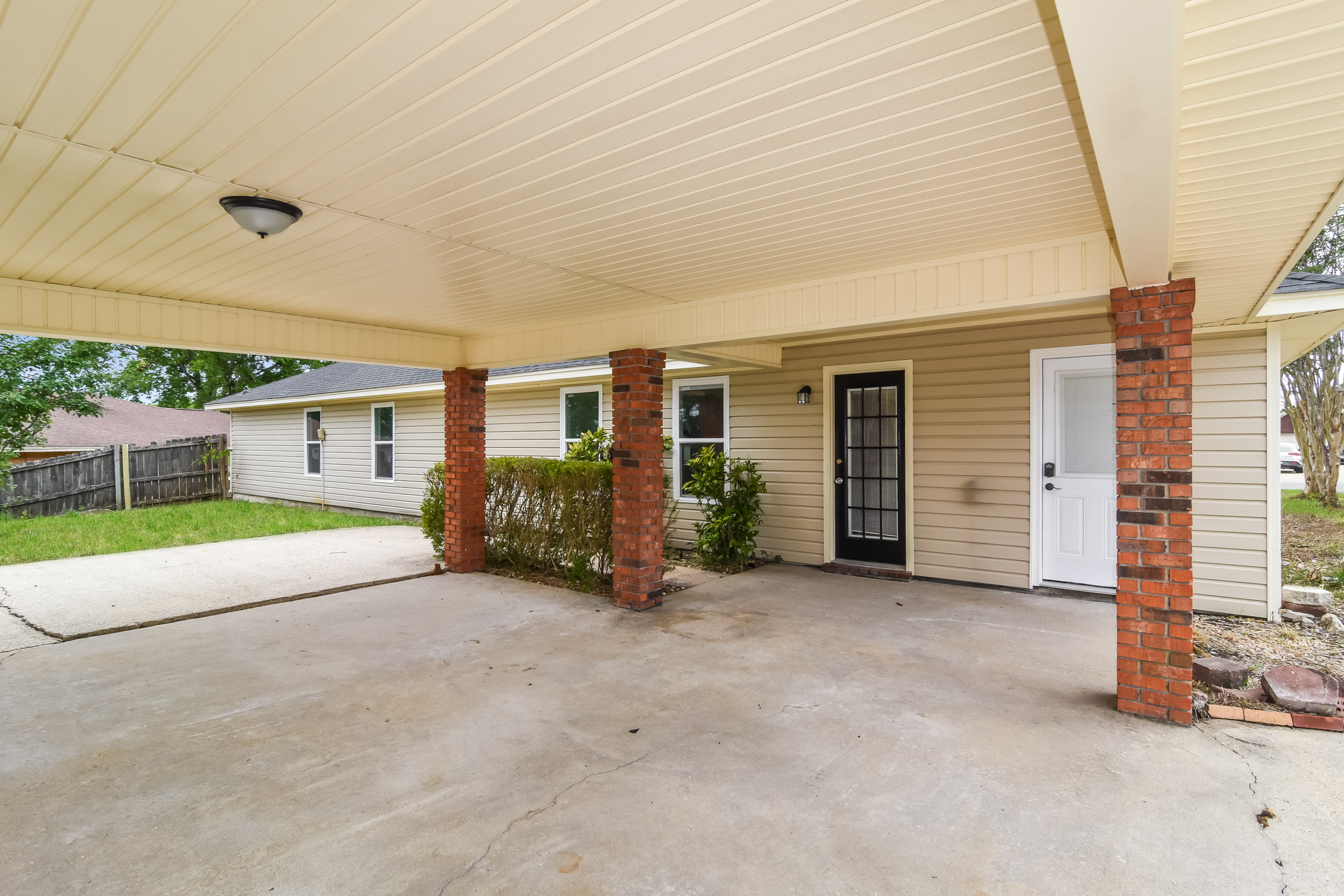Photo 16 of 18 of 7143 Knoll Loop, Montgomery, AL