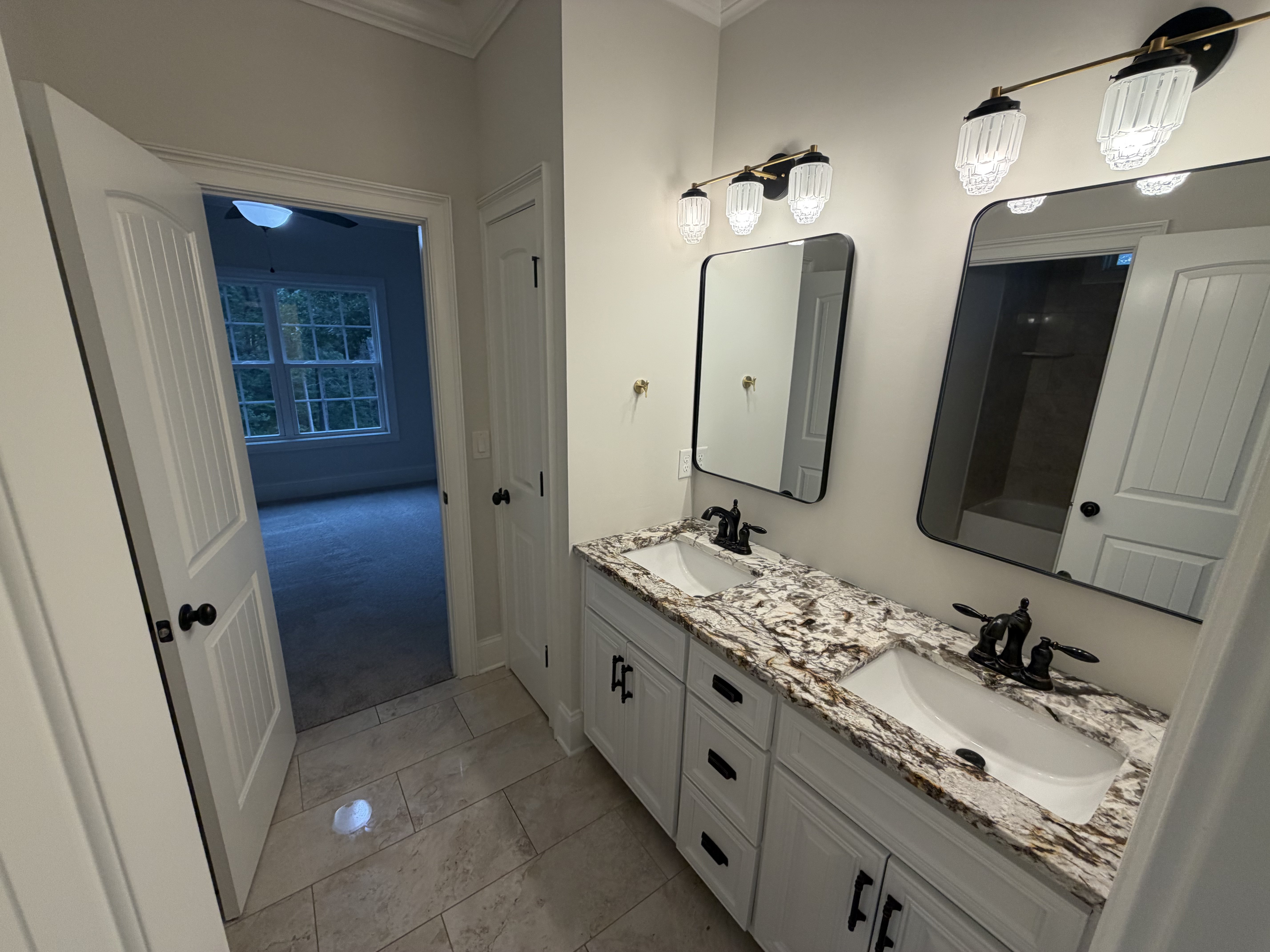 Photo 15 of 27 of 7510 Sunridge Ln, Douglasville, GA
