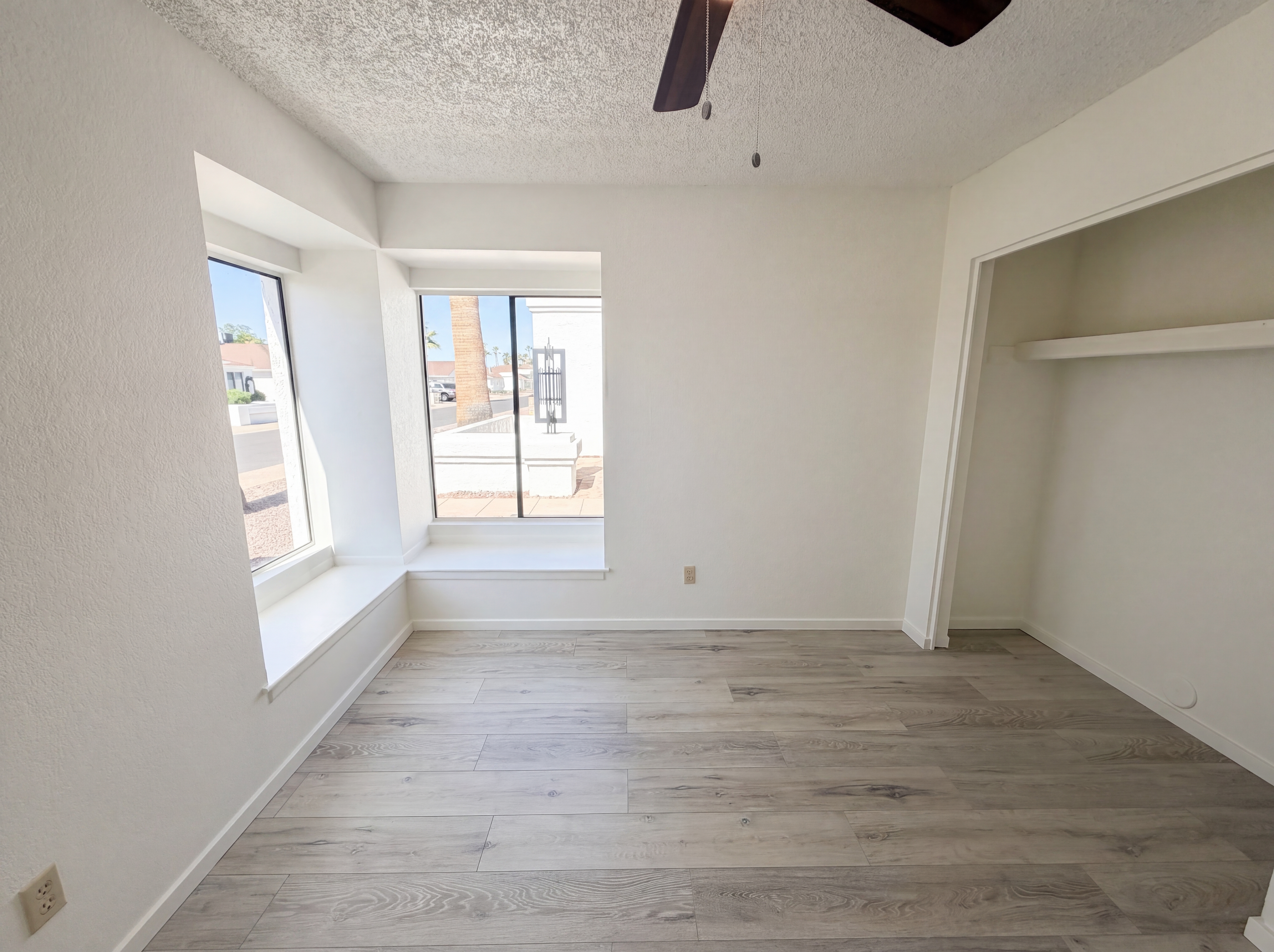 Photo 13 of 25 of 318 W Kings Ave, Phoenix, AZ