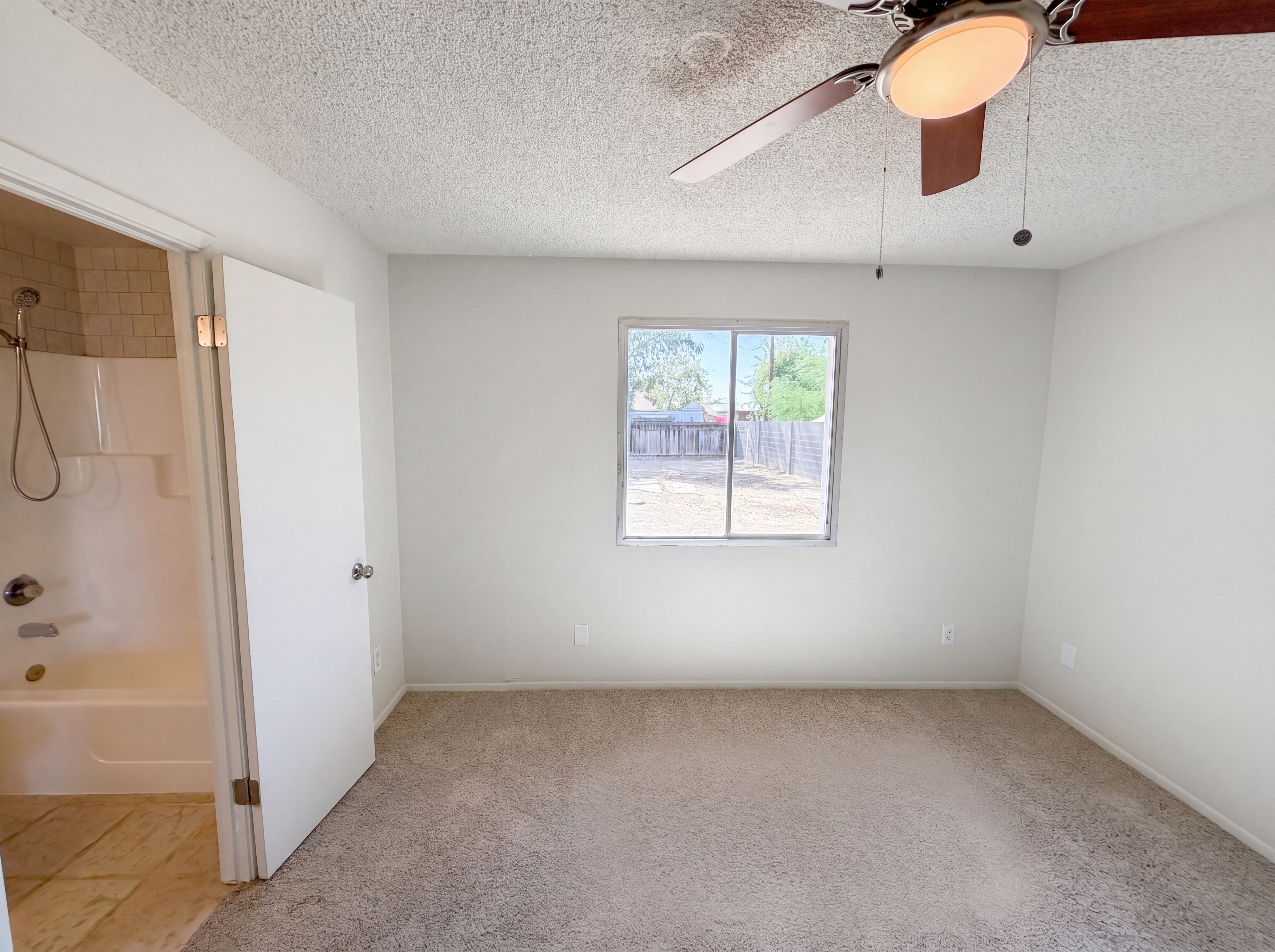 Photo 19 of 24 of 14621 N 31st Ave, Phoenix, AZ