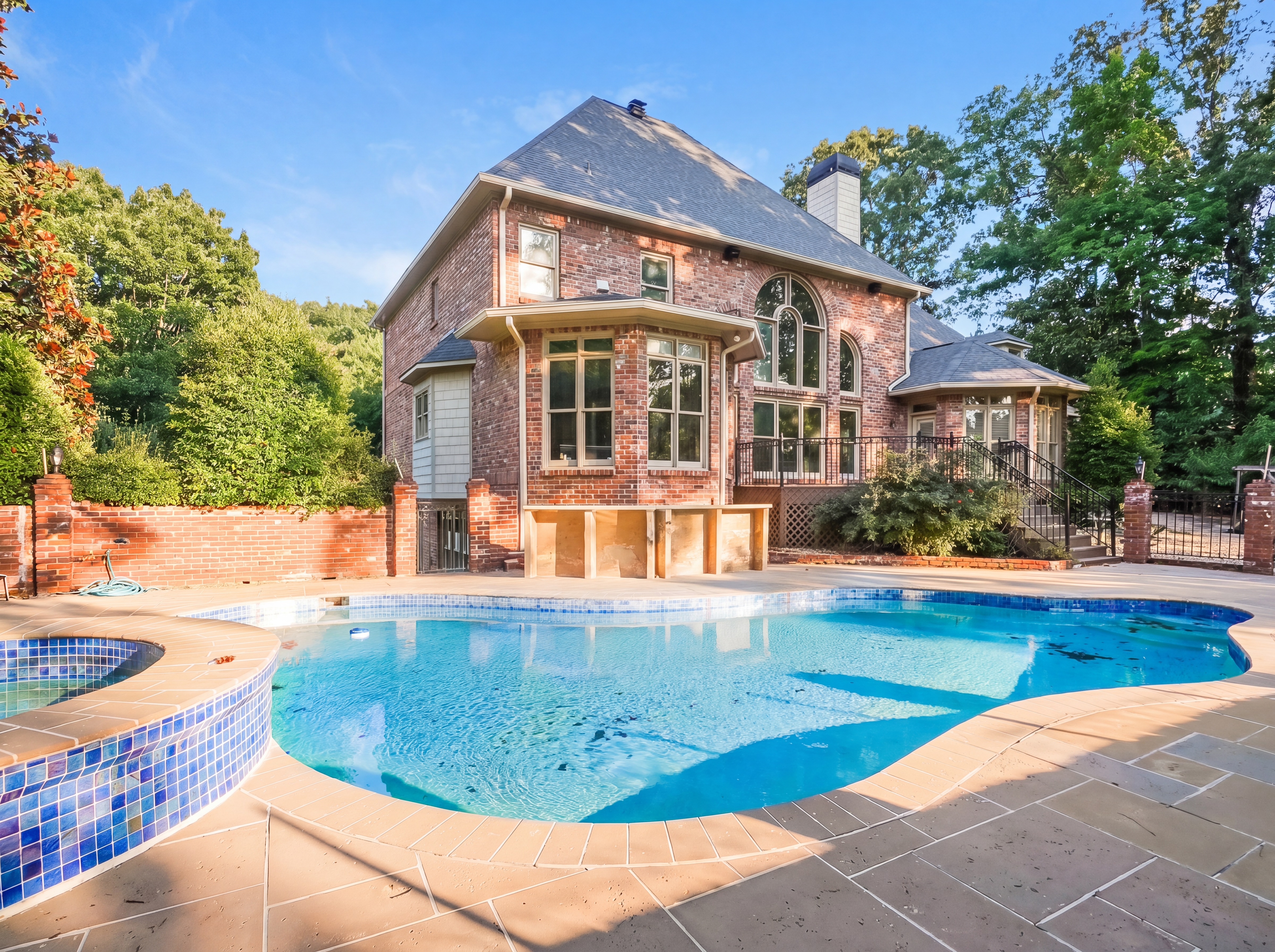 Photo 23 of 35 of 5064 Greystone Way, Hoover, AL