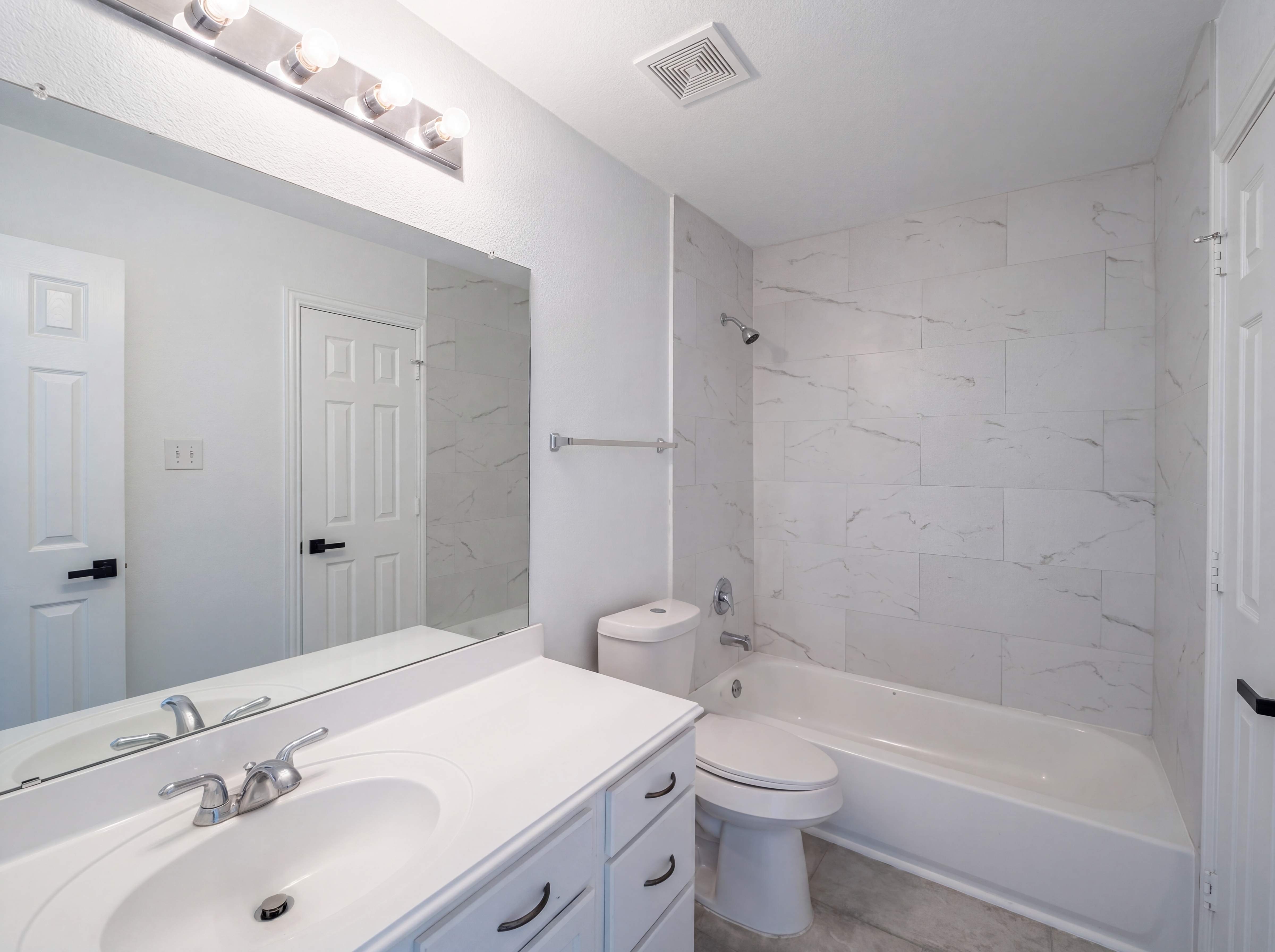 Photo 11 of 23 of 3853 Wintergreen Dr, Plano, TX