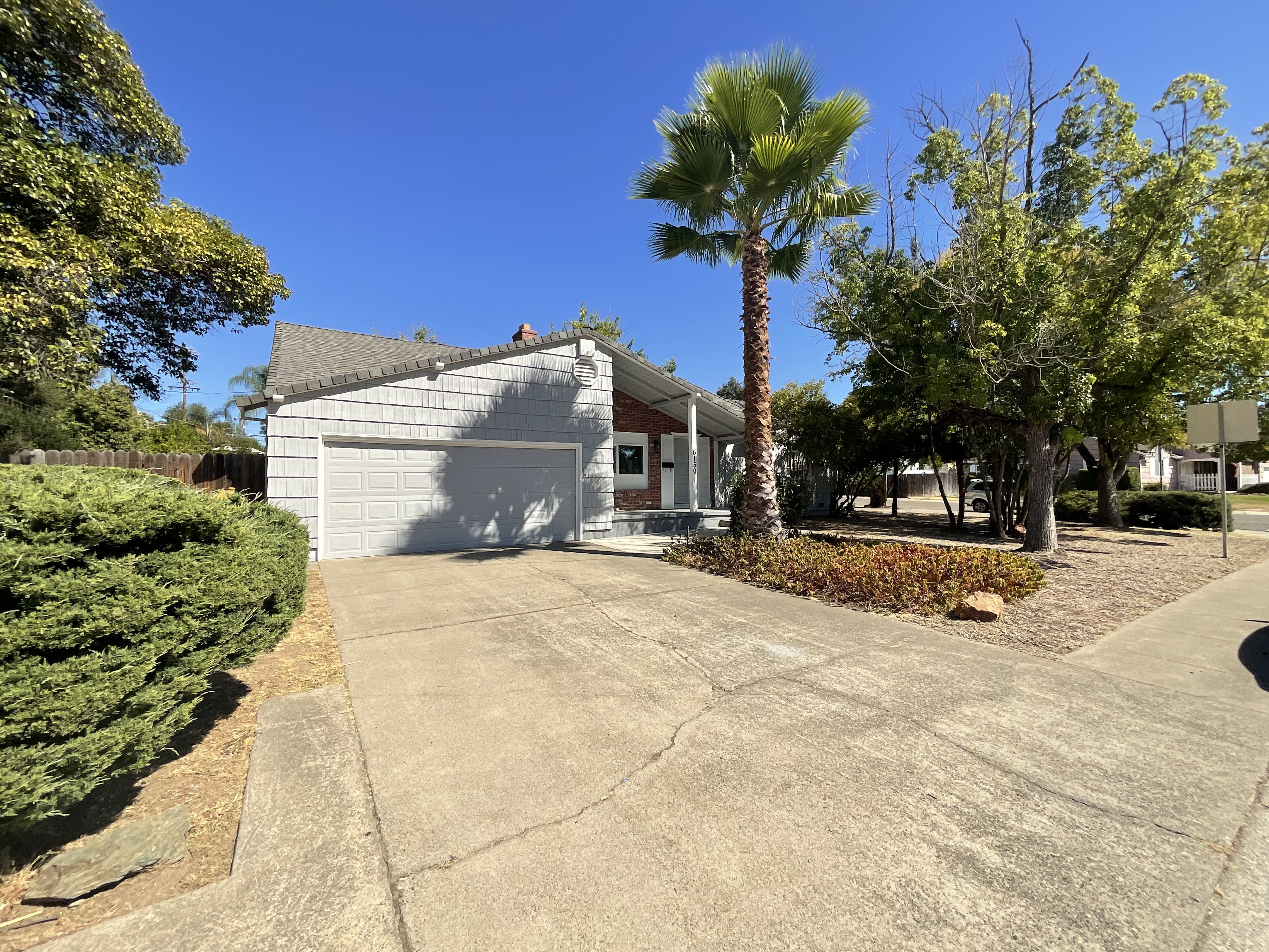 Photo 22 of 27 of 6150 Parkoaks Dr, Citrus Heights, CA