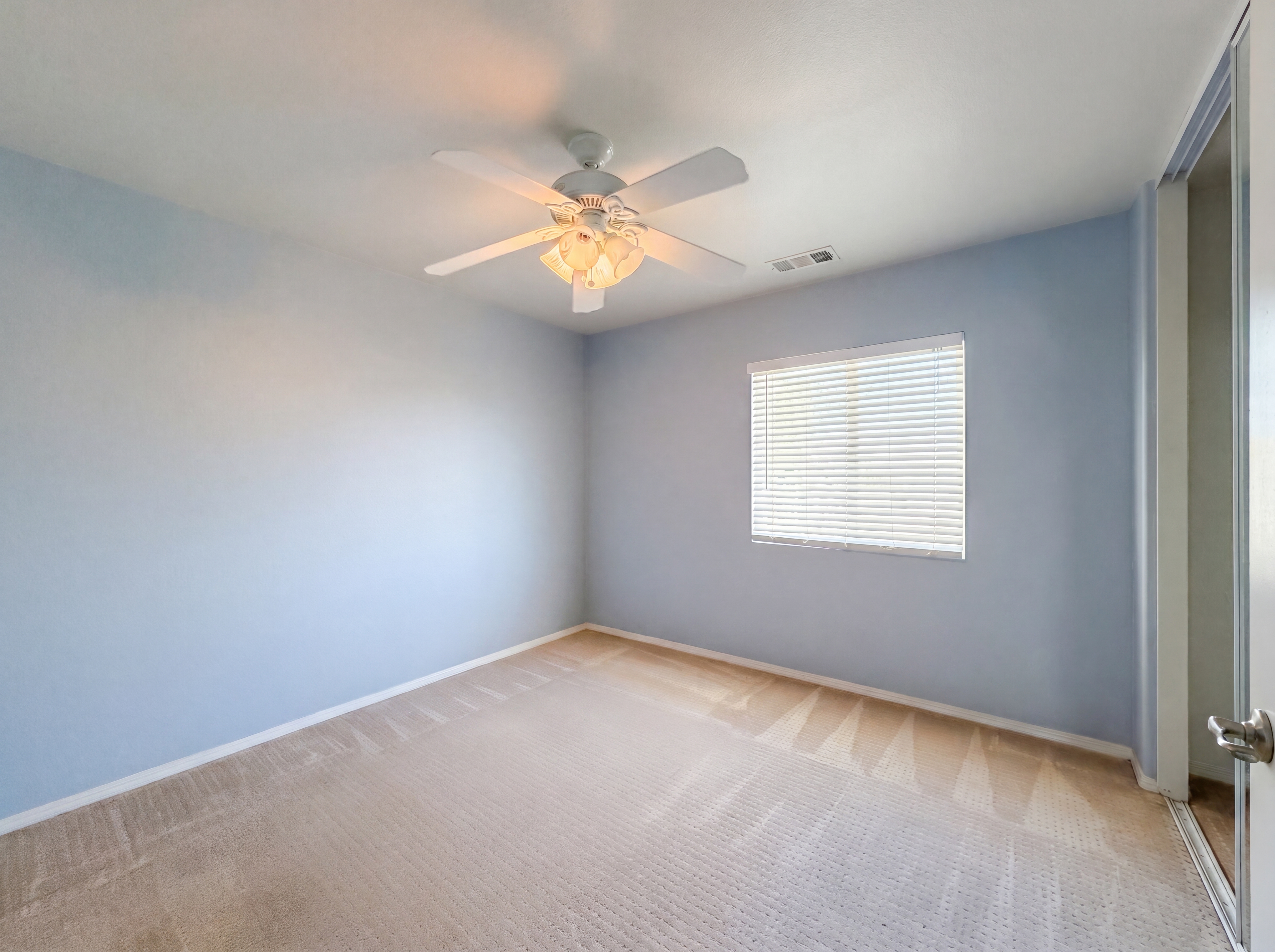 Photo 15 of 24 of 29206 Rio Lobo Way, Valencia, CA