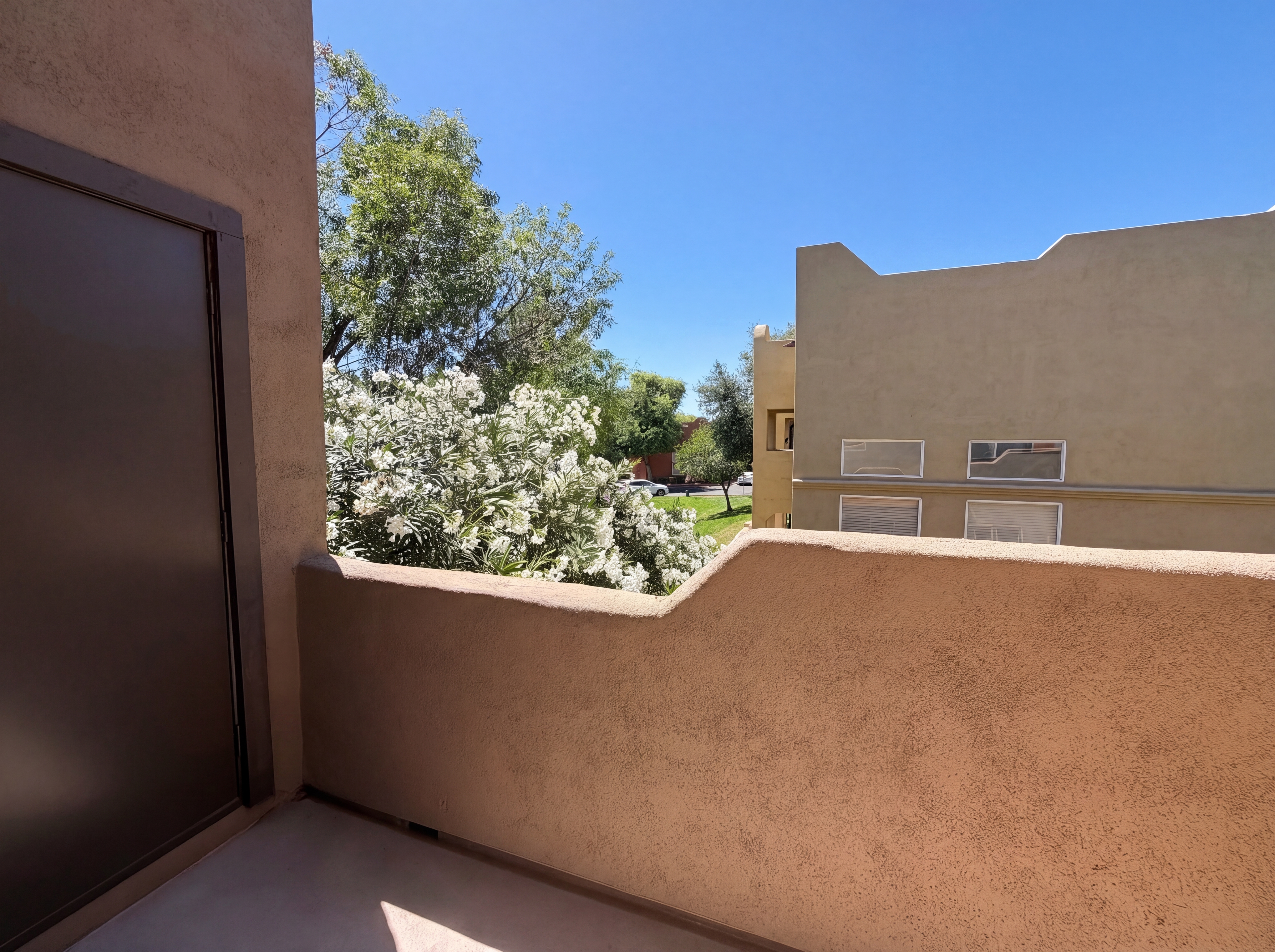 Photo 8 of 22 of 1718 W Colter St, Phoenix, AZ