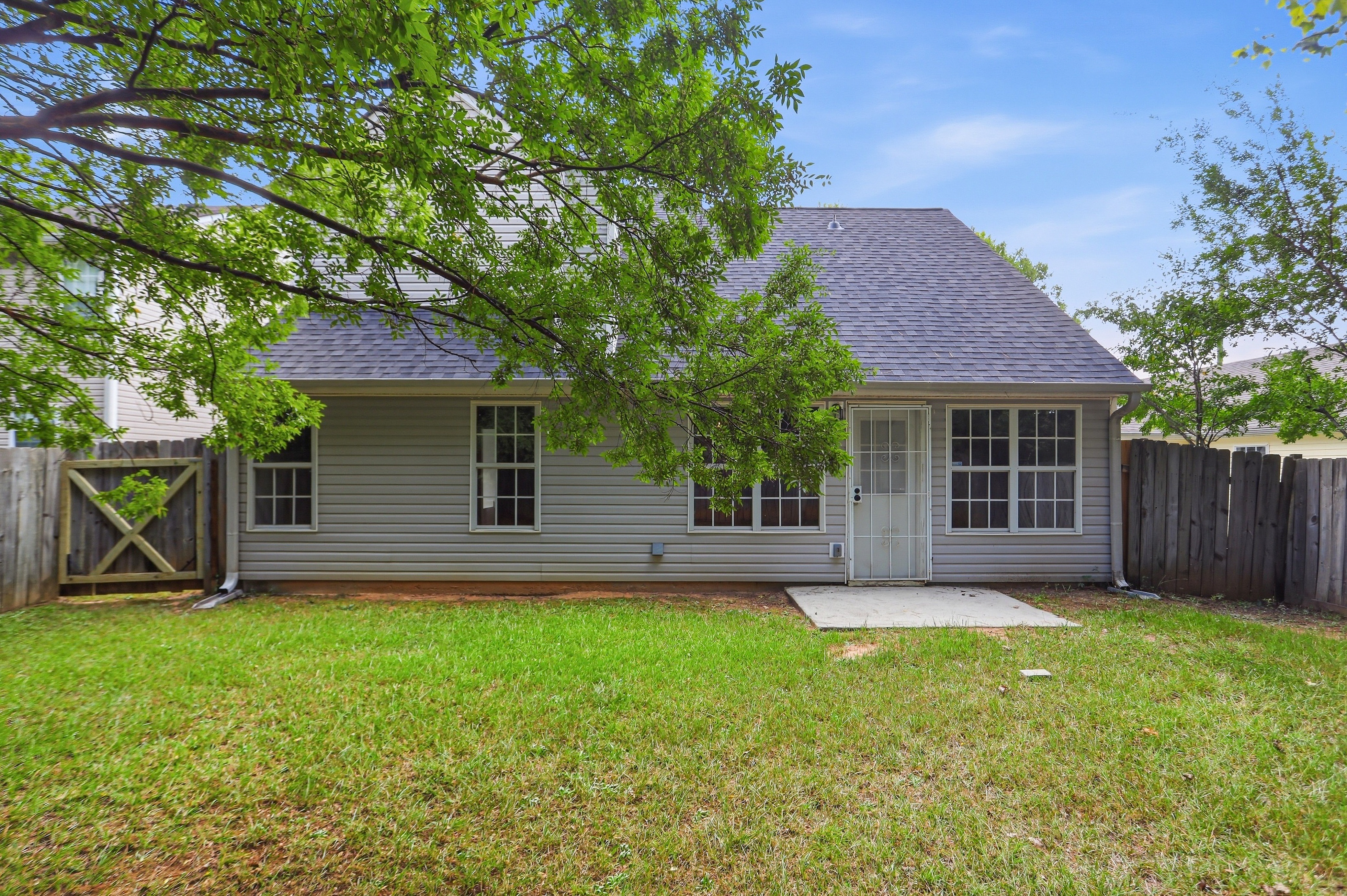 Photo 5 of 23 of 6936 Red Bone Way, Lithonia, GA
