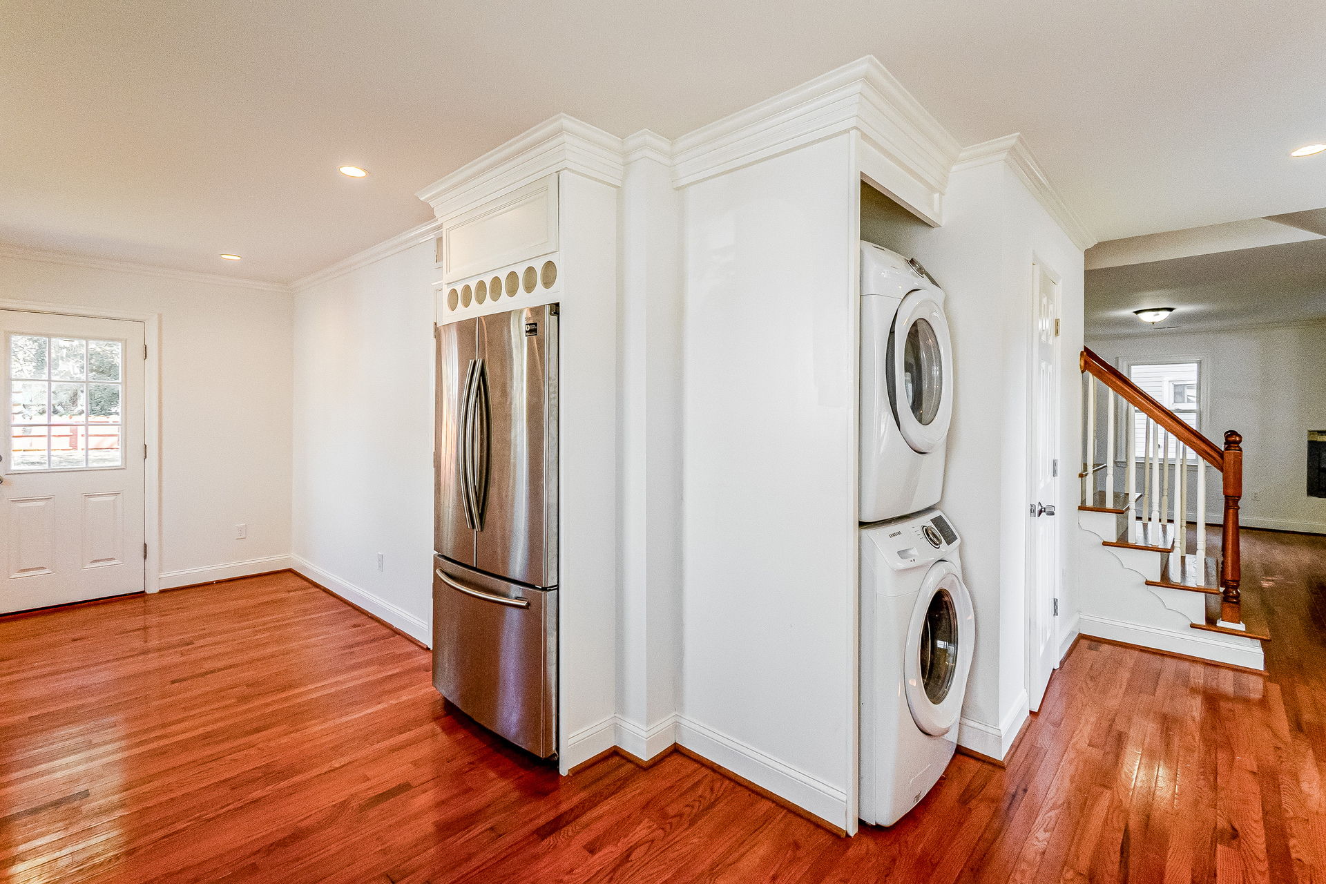 Photo 13 of 22 of 204 N Huron Dr, Oxon Hill, MD