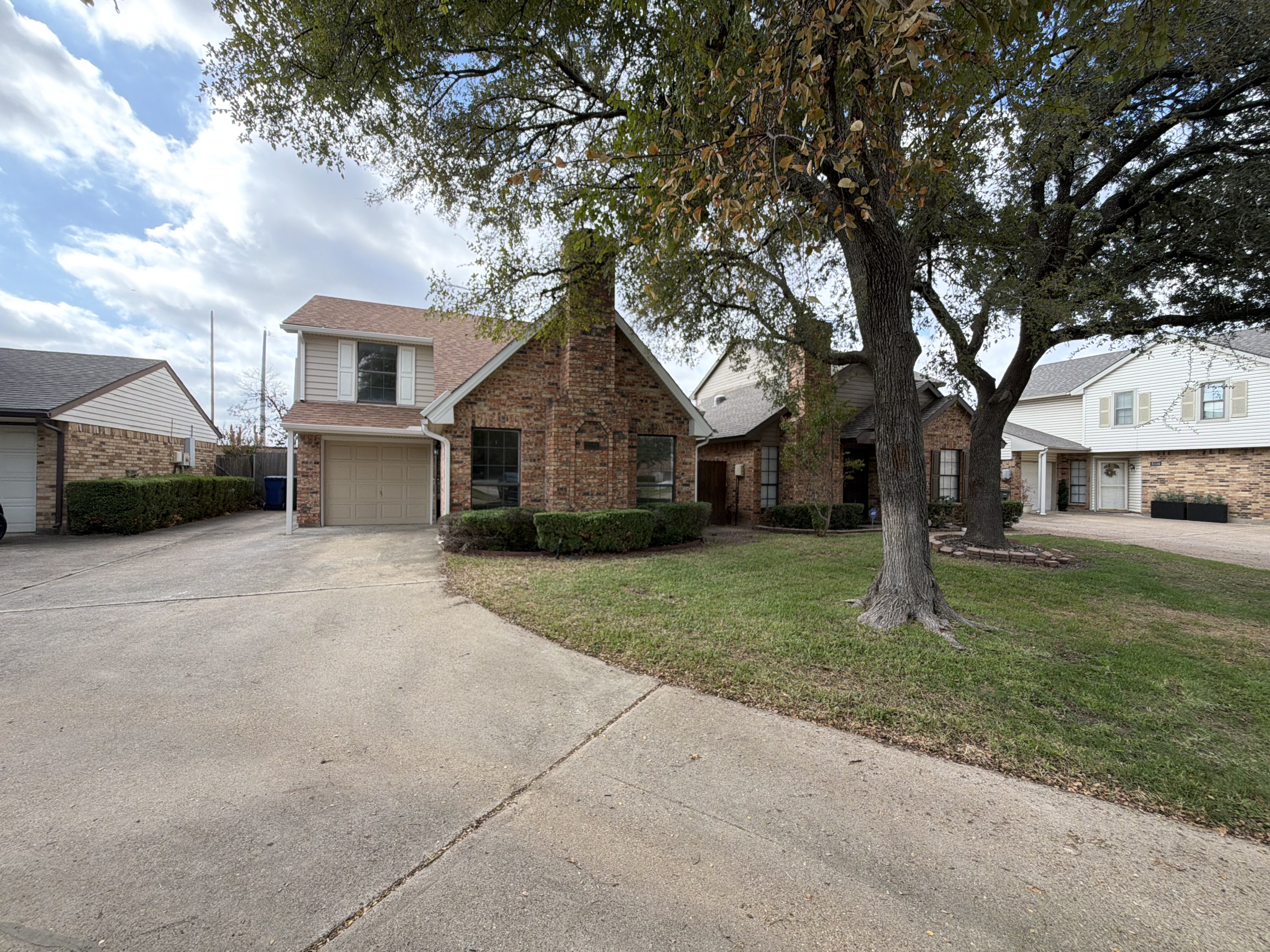 Photo 51 of 53 of 3326 Briaroaks Dr, Garland, TX