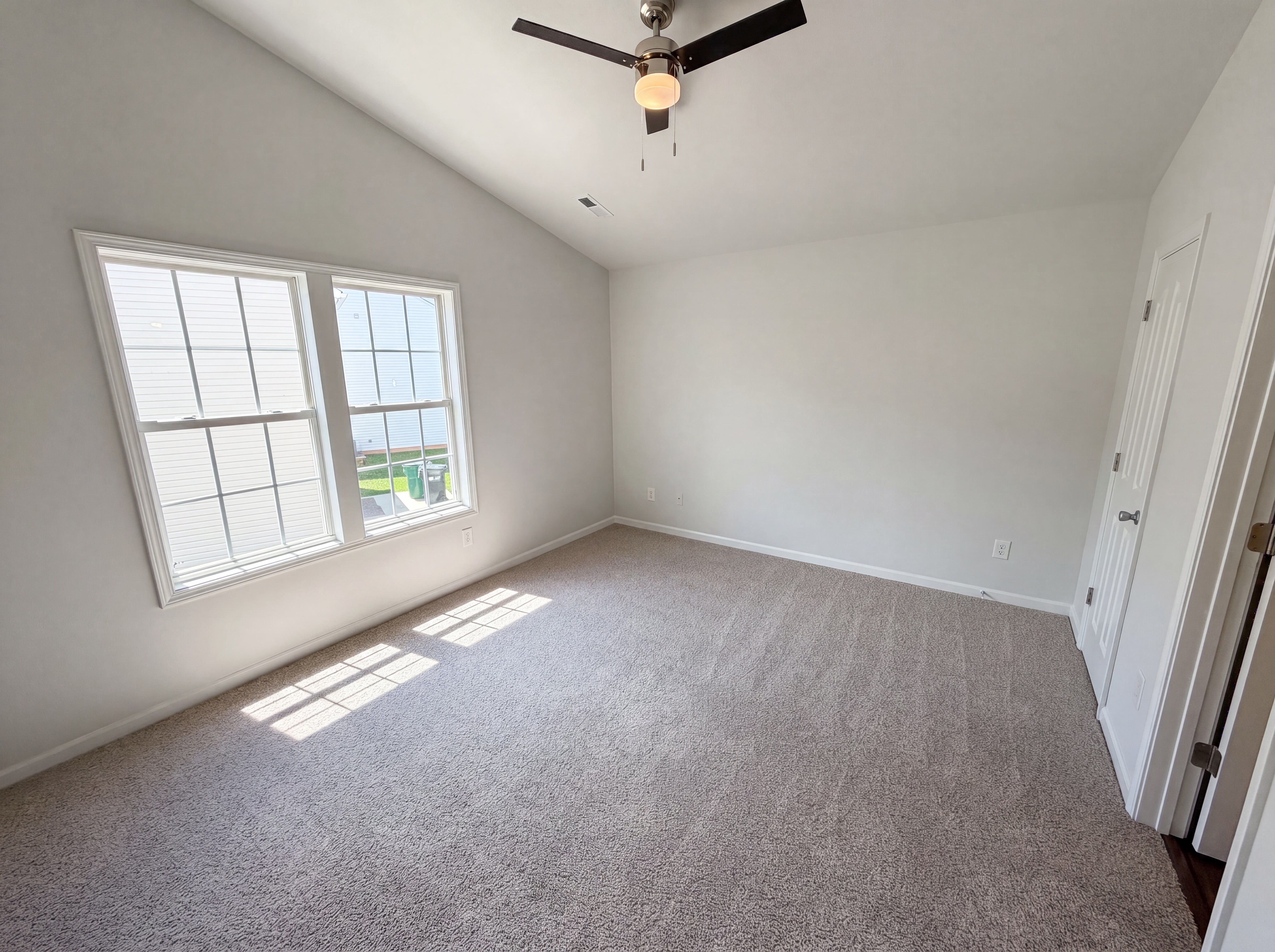 Photo 13 of 21 of 3831 Mohawk Ct, Charlotte, NC