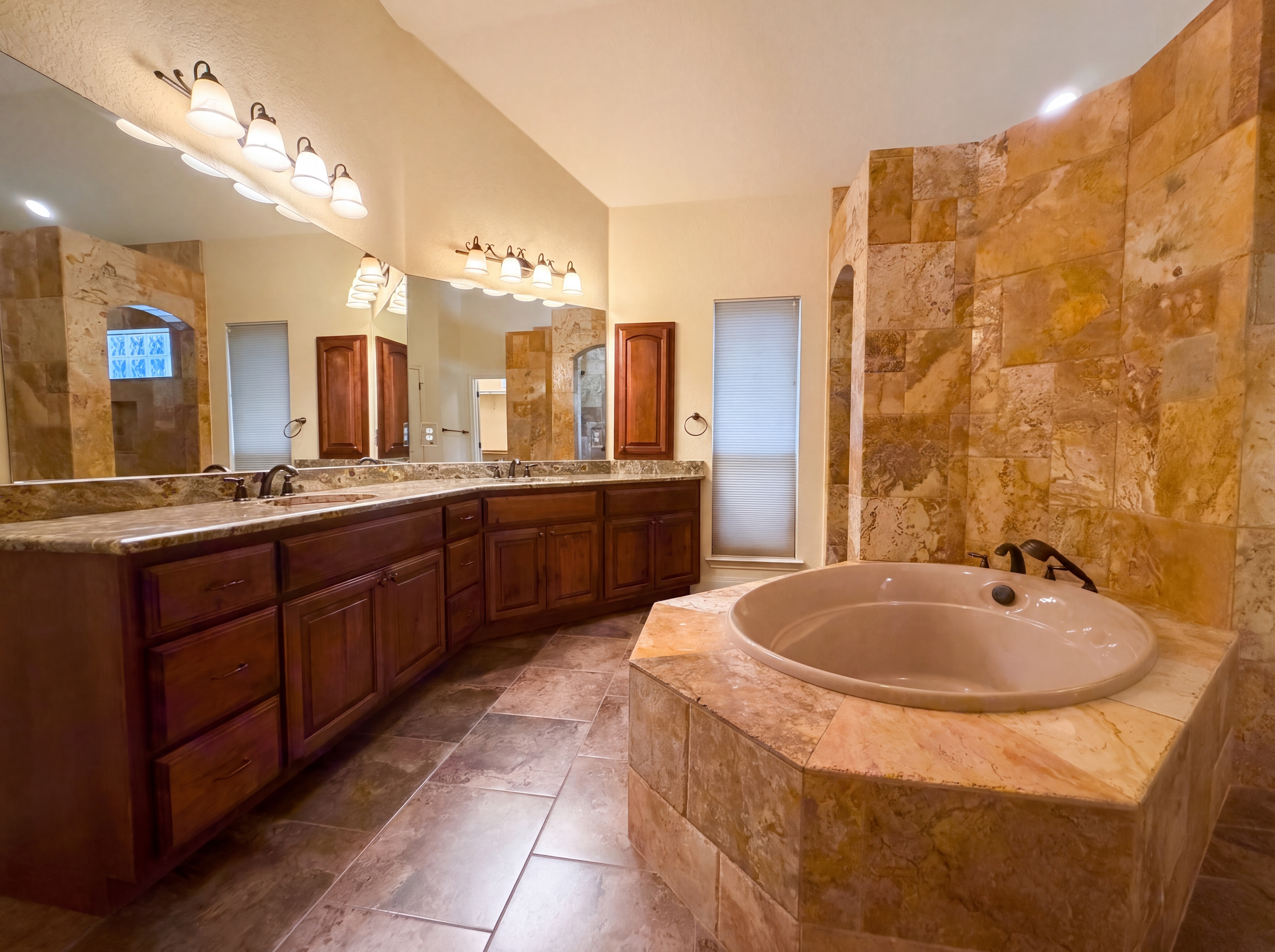 Photo 12 of 20 of 165 Vintage Ranch Cir, La Vernia, TX