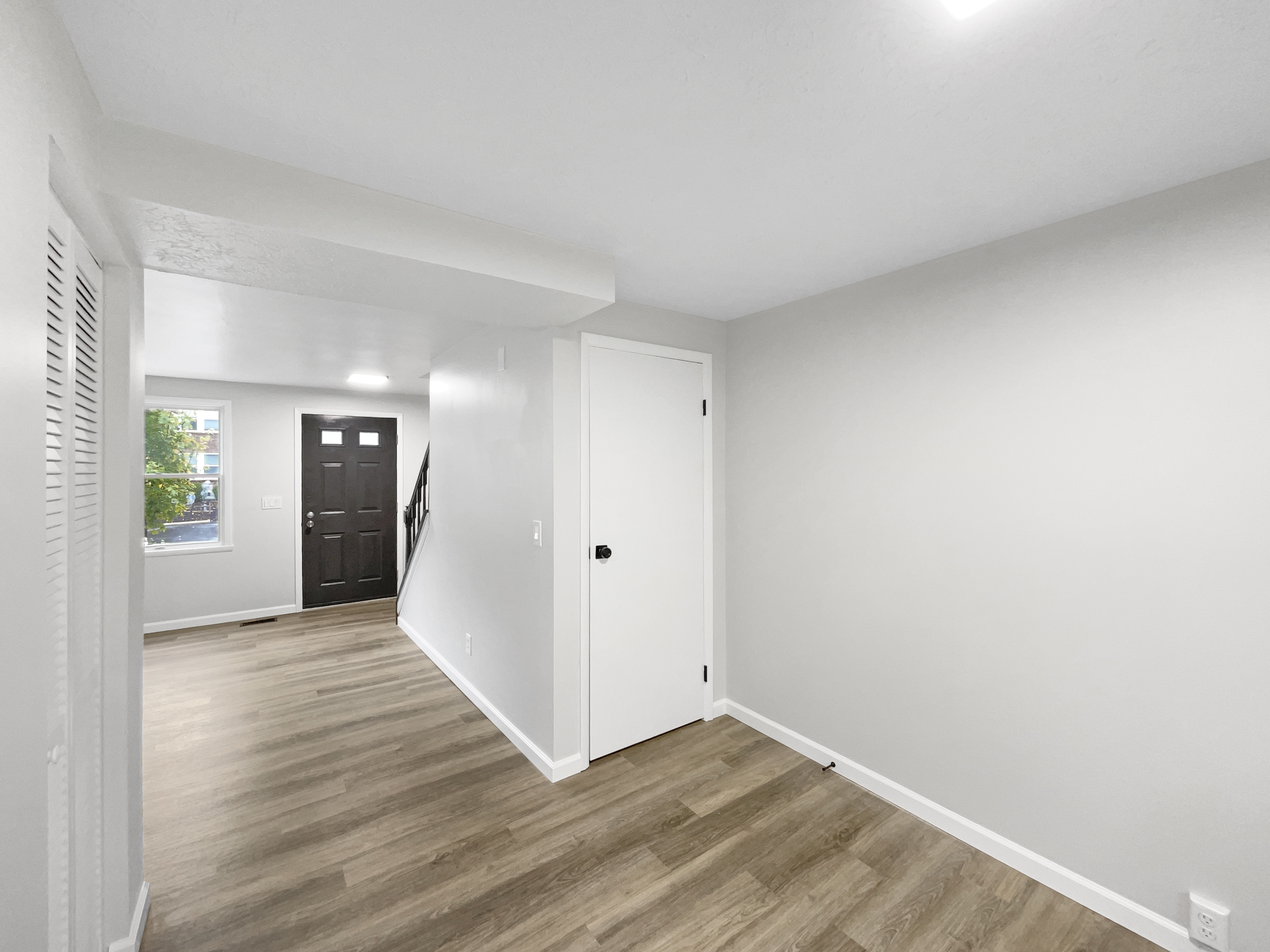 Photo 9 of 22 of 2898 Mossy Brink Ct, Maineville, OH
