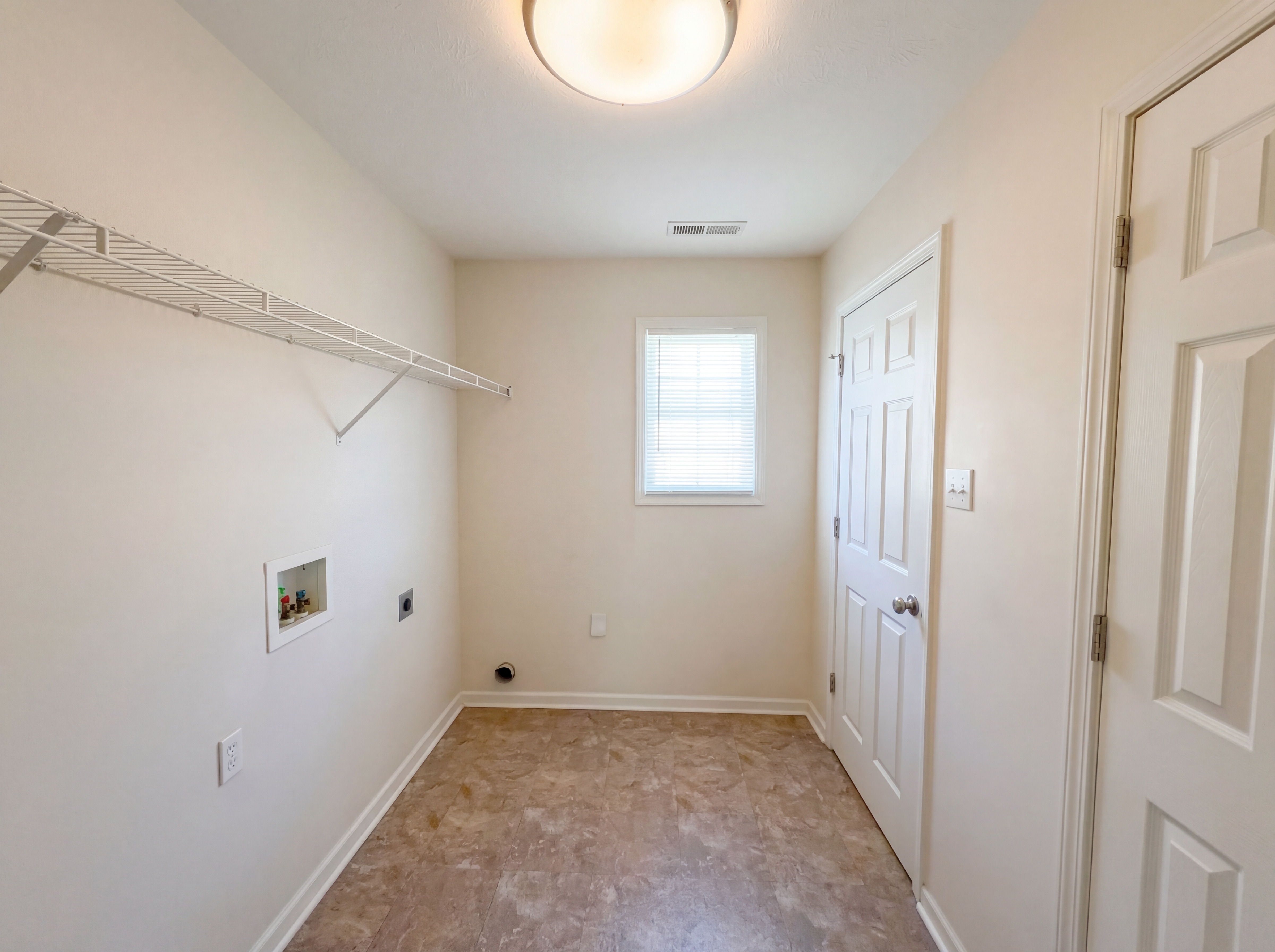 Photo 16 of 17 of 511 Bridle Way, Hopkinsville, KY