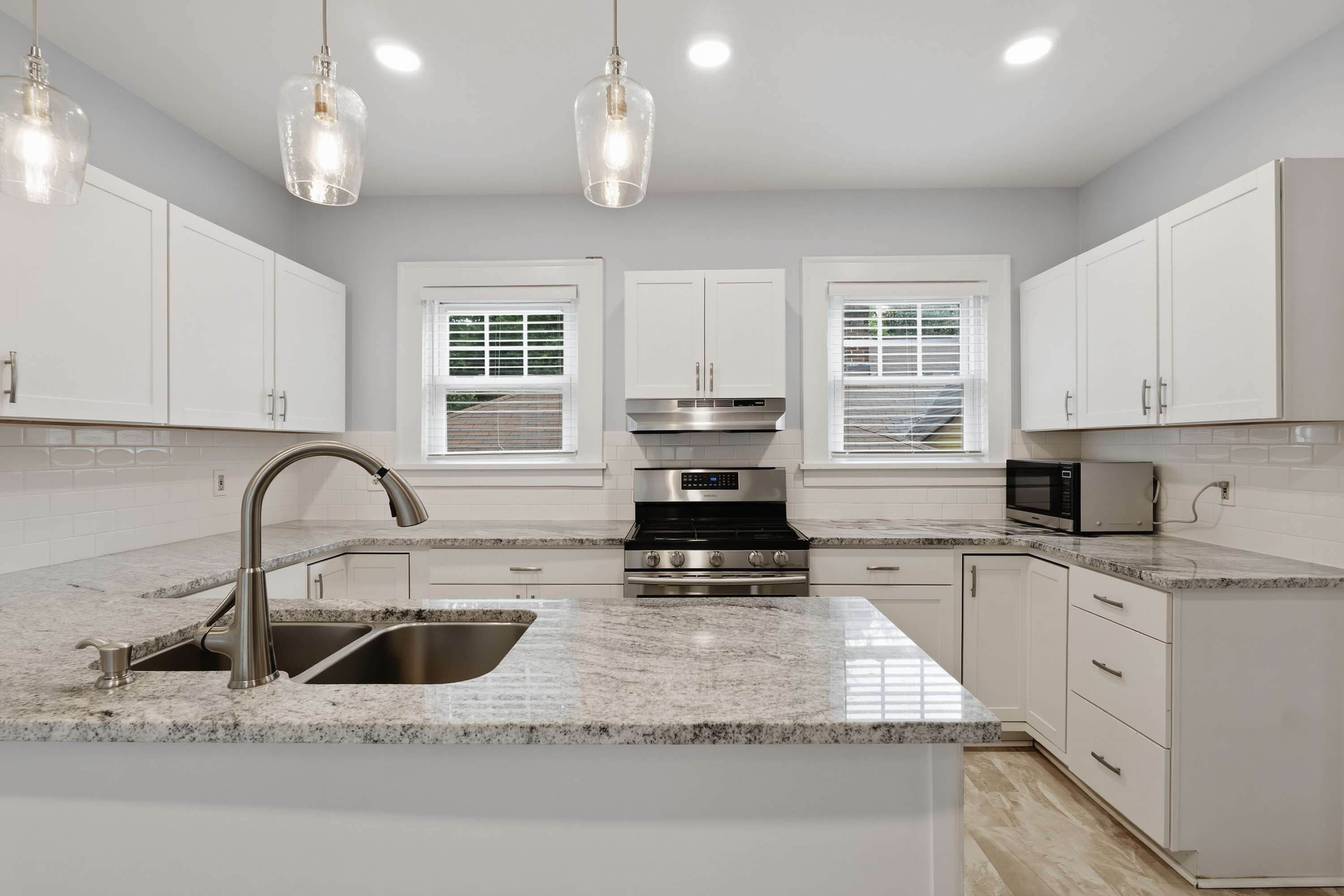 Photo 10 of 37 of 2666 Arbor Ave SE, Atlanta, GA