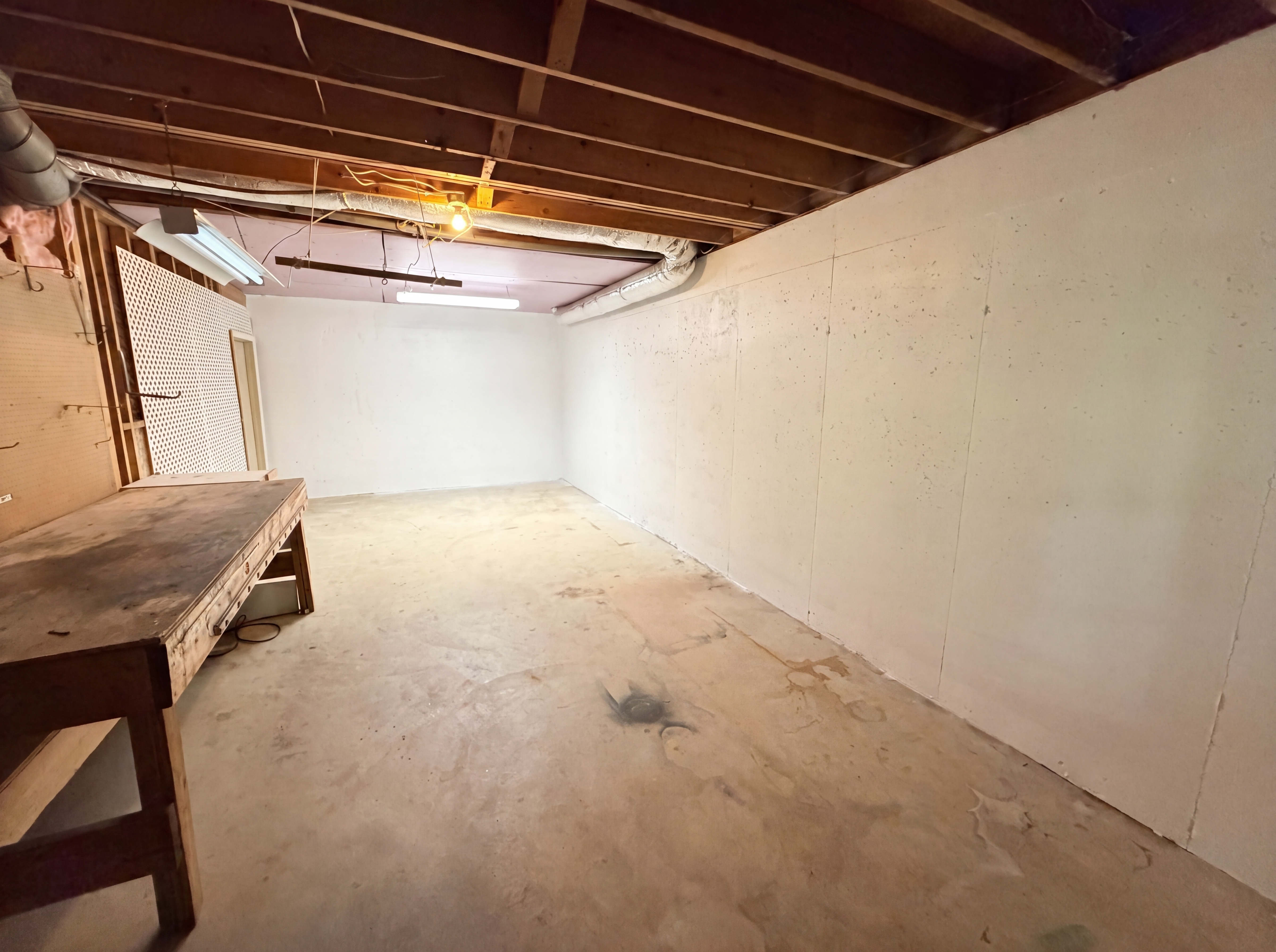 Photo 28 of 46 of 2360 Kimbrough Ct, Atlanta, GA