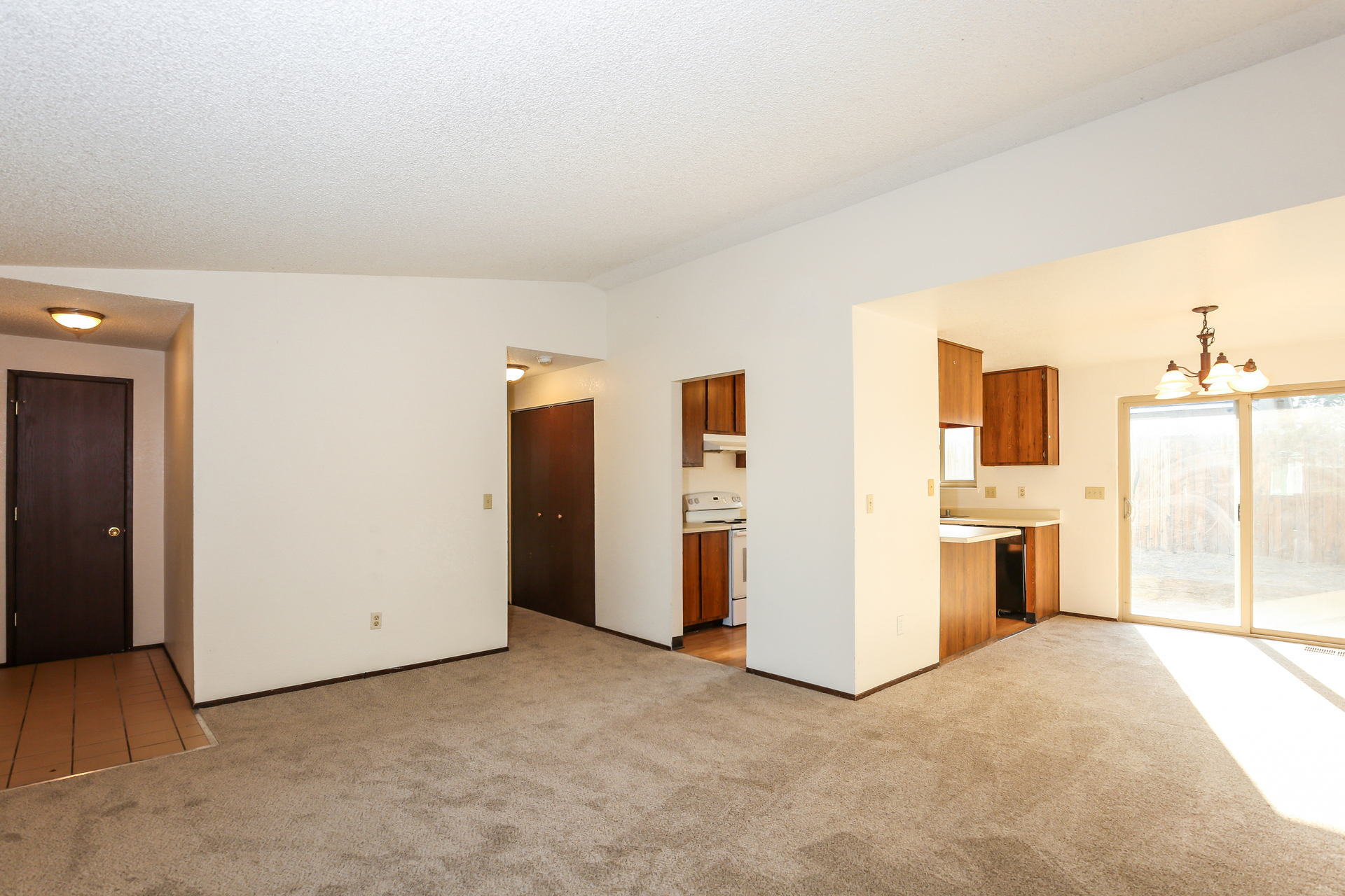 Photo 6 of 19 of 8355 Cub Ct, Reno, NV