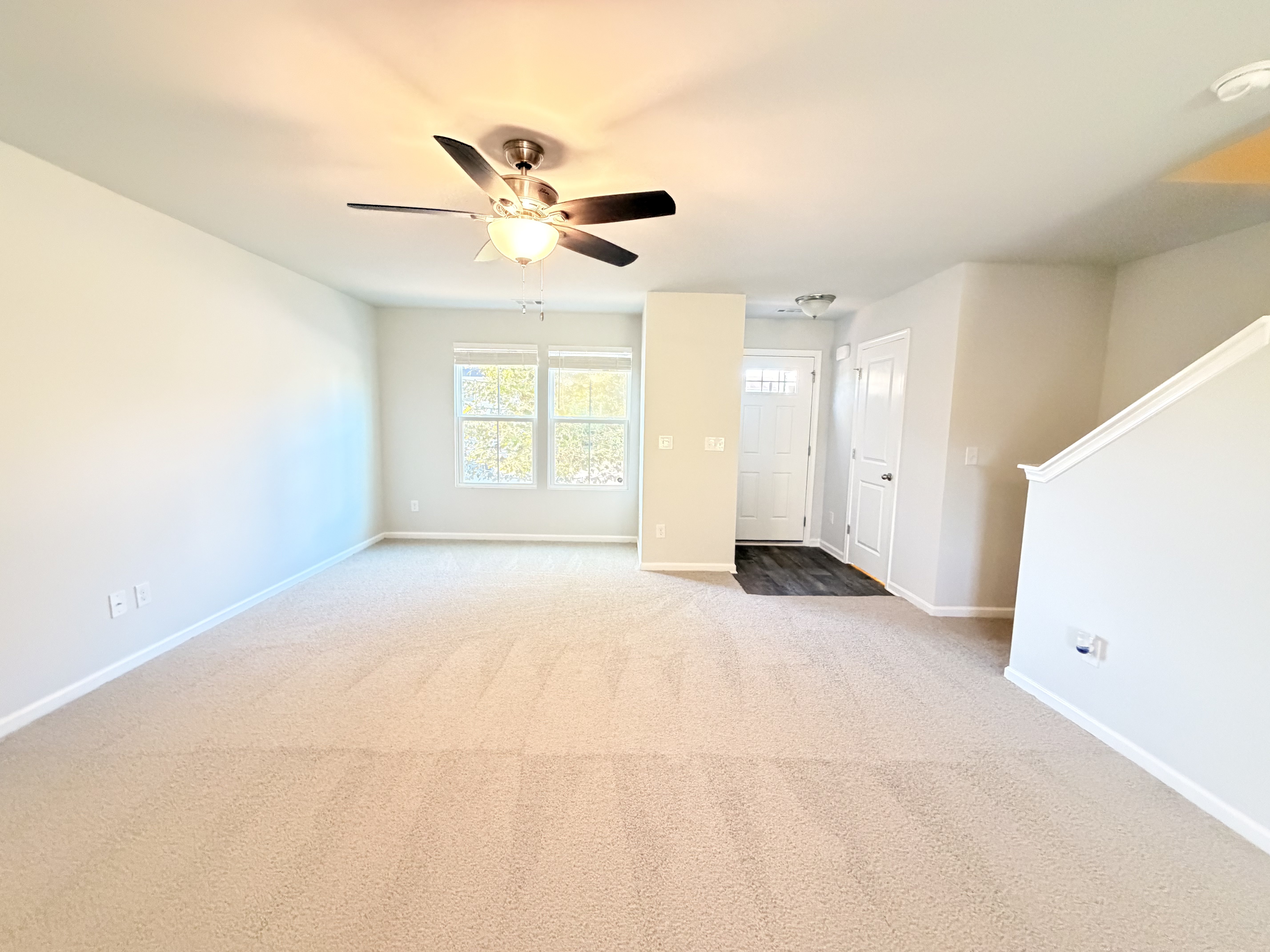 Photo 3 of 22 of 1869 Belle Arbor Dr, Nashville, TN