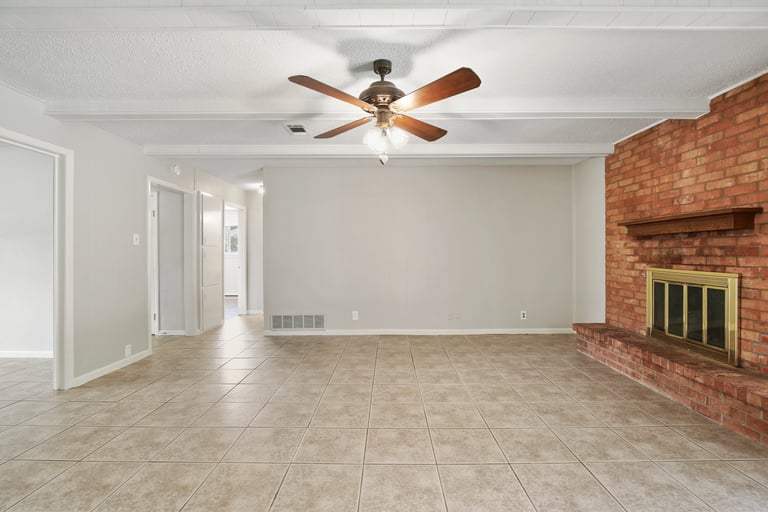 Photo 5 of 24 - 2145 Shady Grove Dr, Bedford, TX 76021