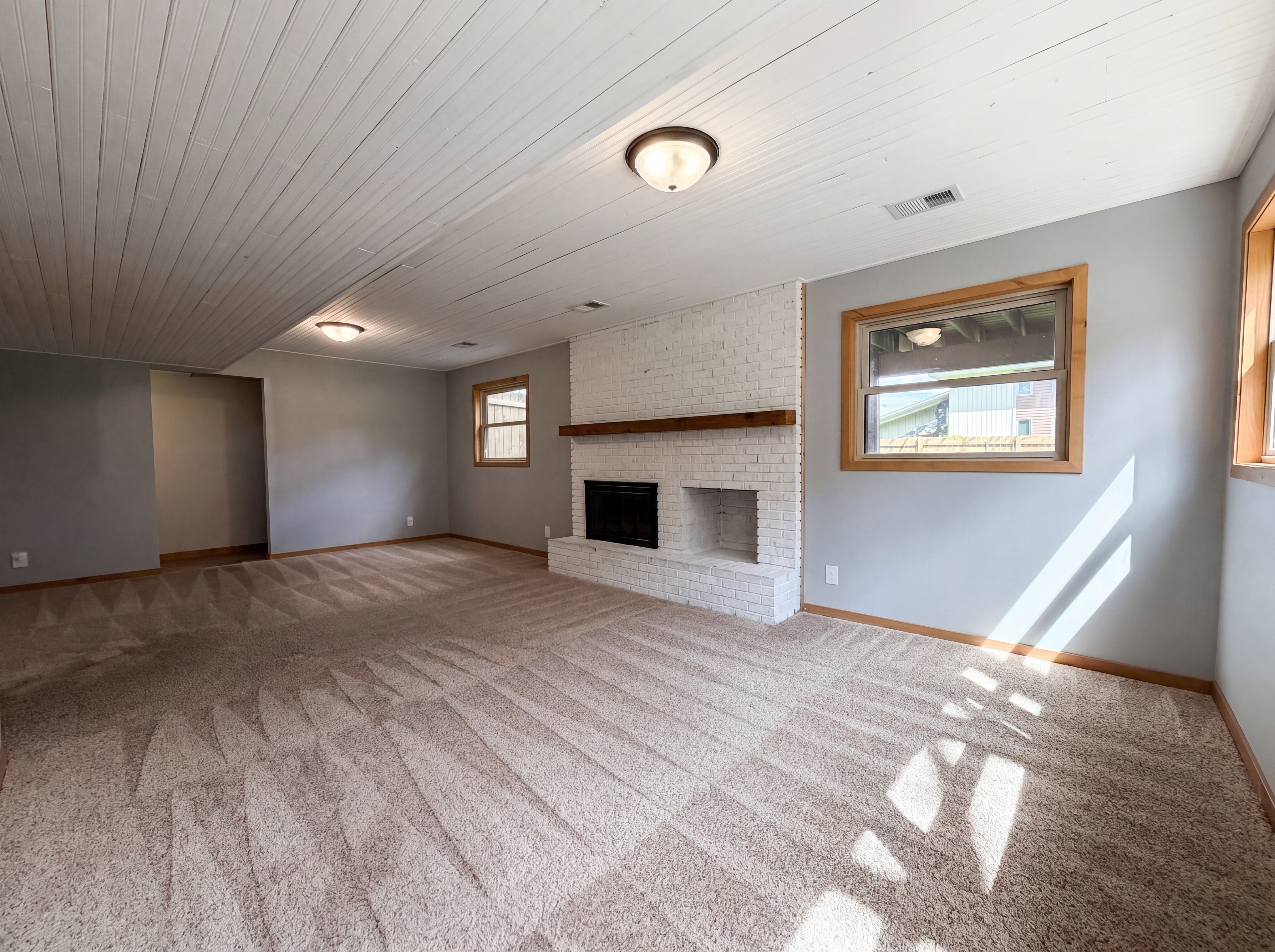 Photo 8 of 25 of 608 Lower Heritage Way, Farmington, MN