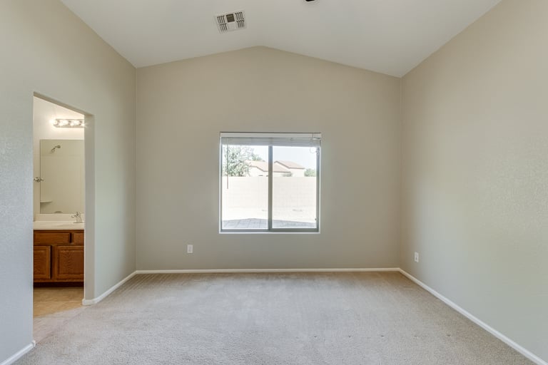 Photo 11 of 29 - 4182 E Tanzanite Ln, San Tan Valley, AZ 85143