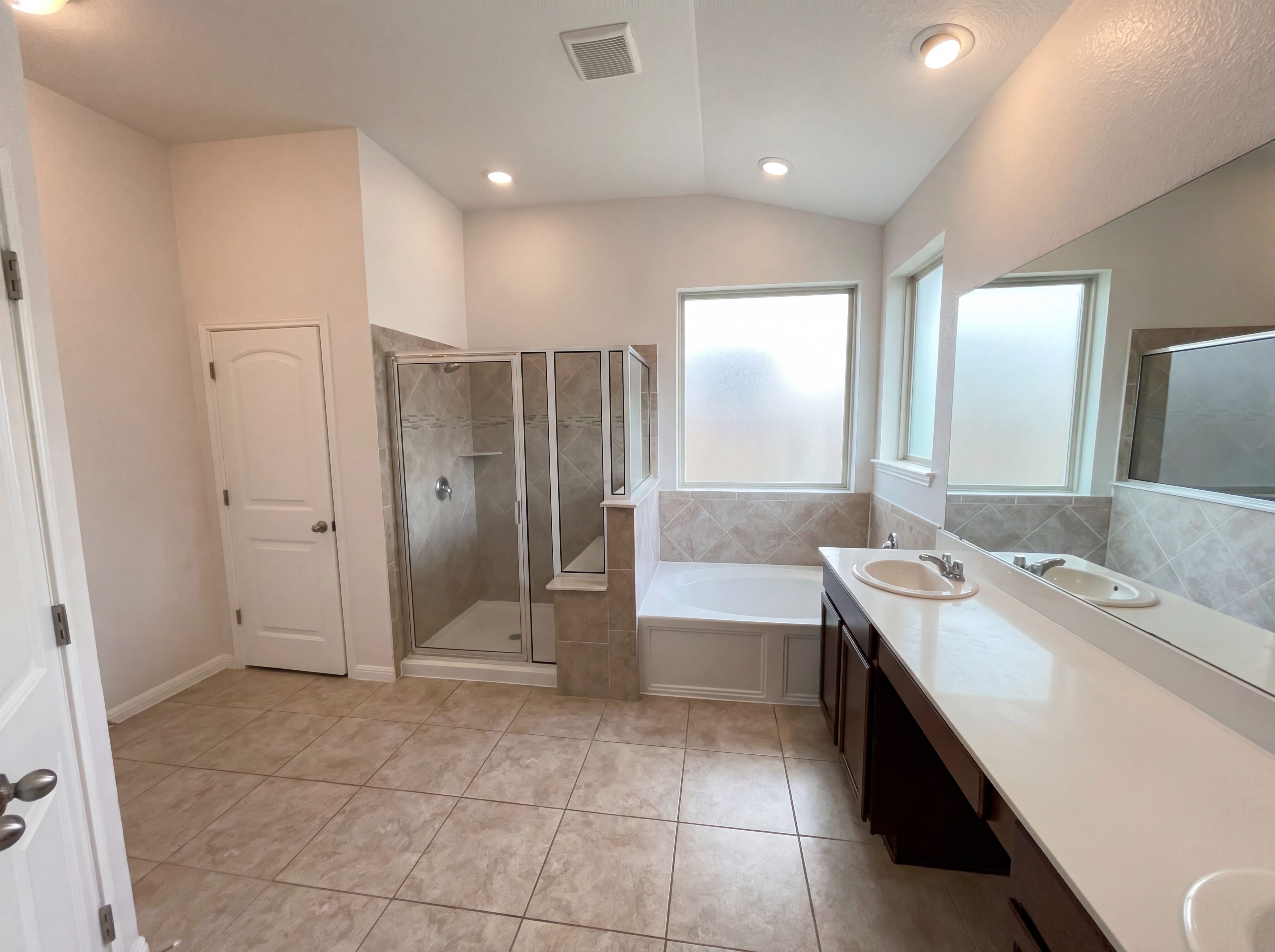 Photo 15 of 19 of 19300 Elk Horn Dr, Pflugerville, TX