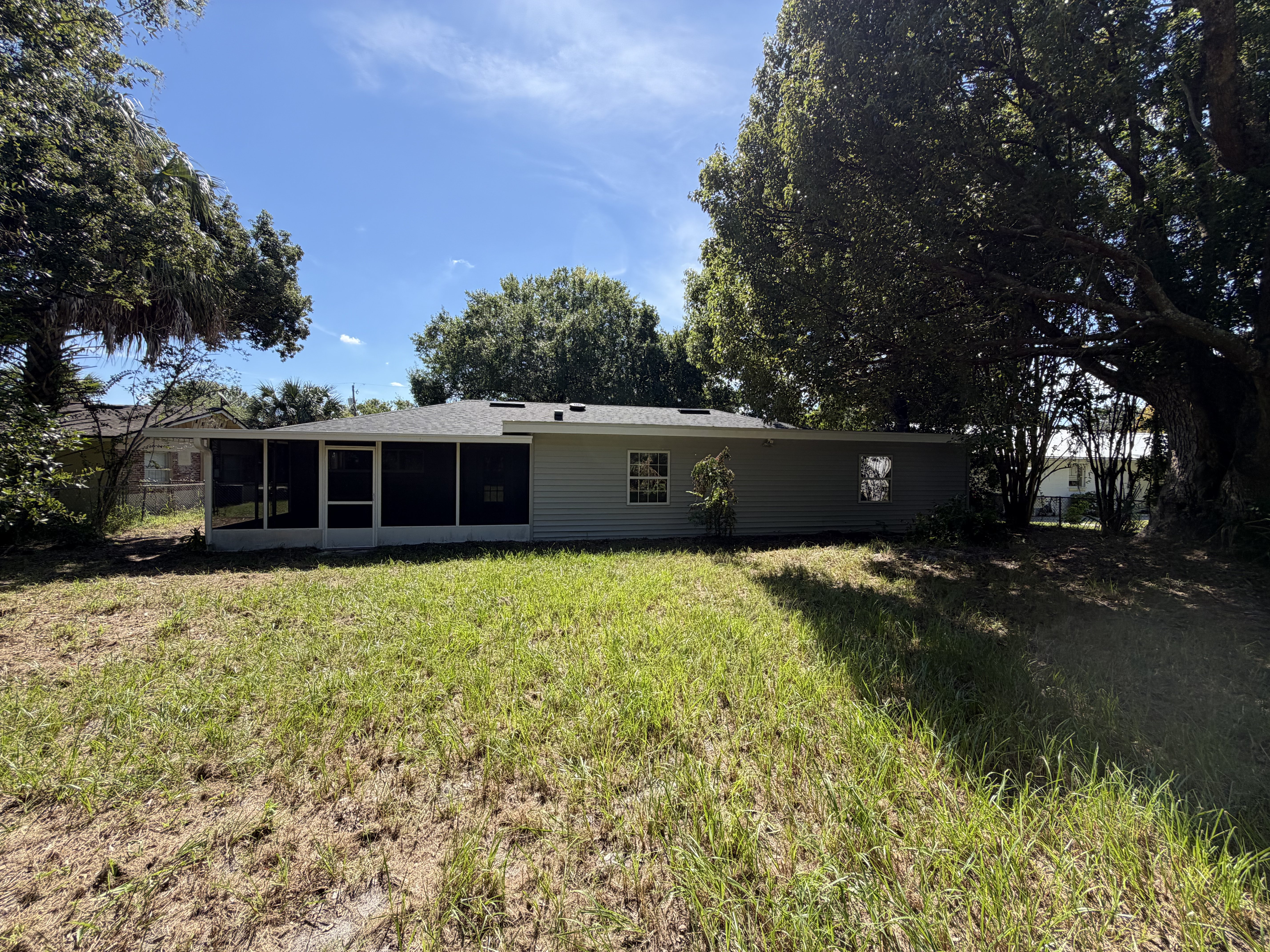 Photo 5 of 31 of 208 Robin Rd, Altamonte Springs, FL